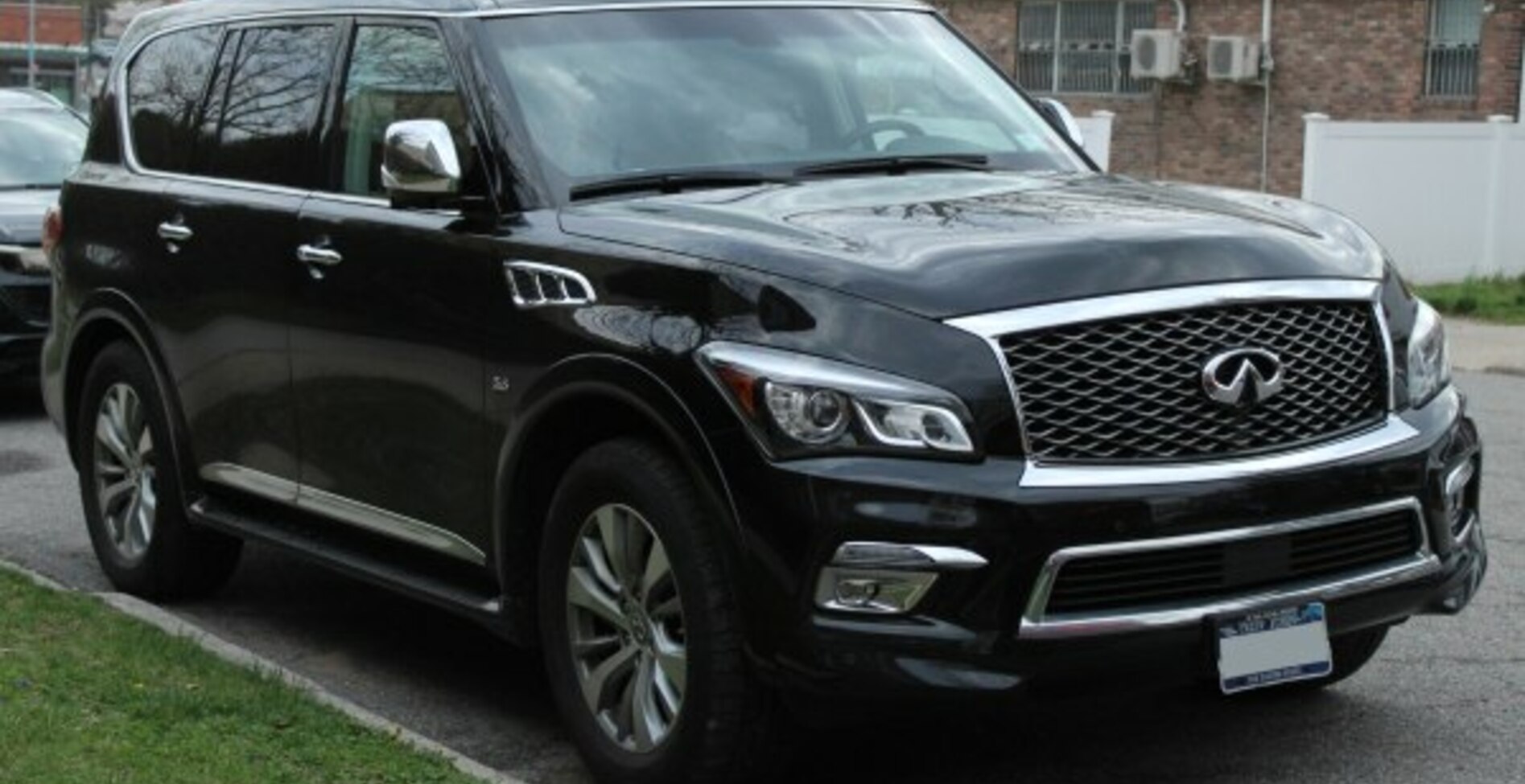 Infiniti QX80 5.6 V8 (405 Hp) Automatic 2014, 2015, 2016, 2017 