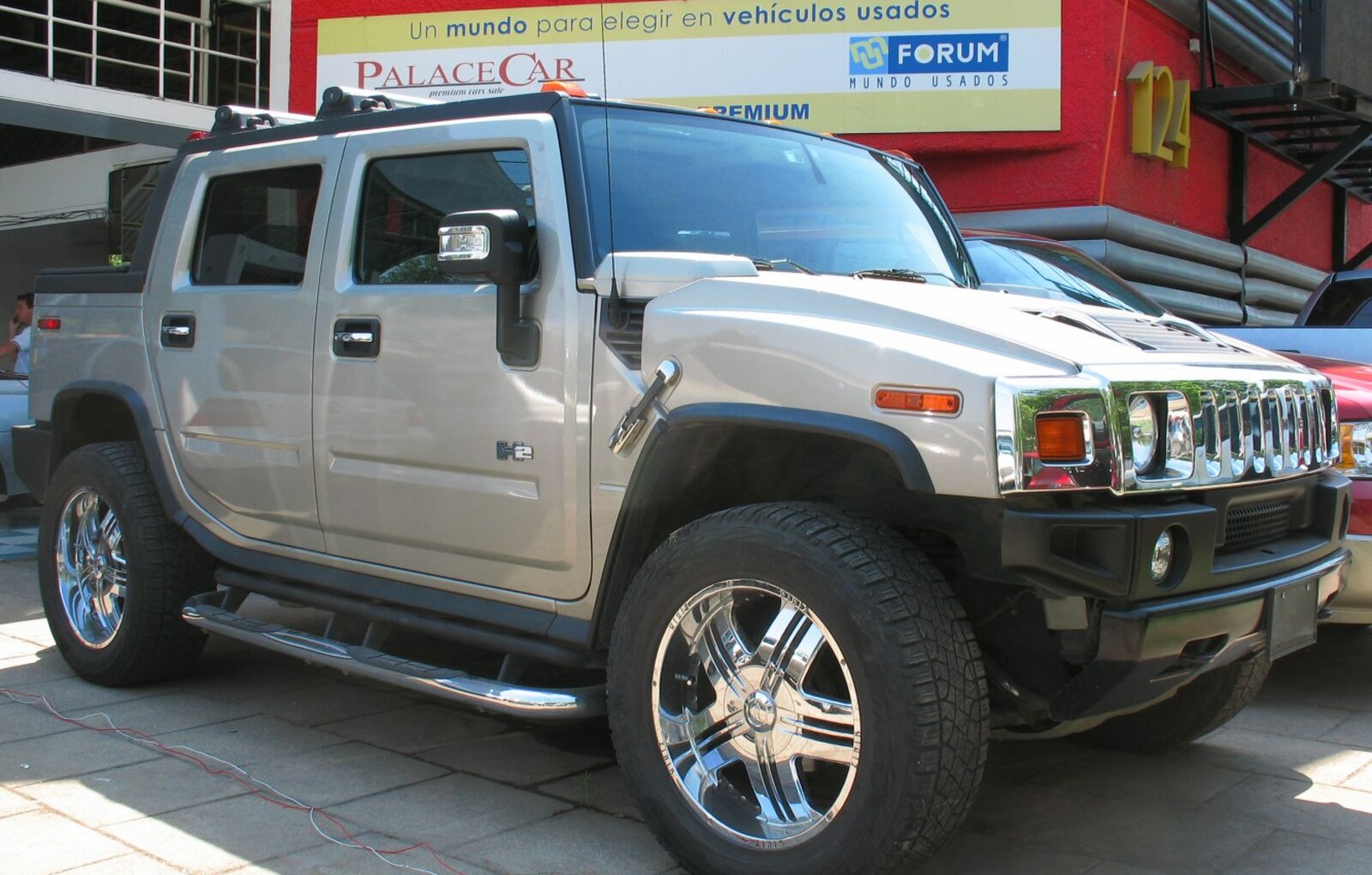 Hummer H2 SUT 6.0i V8 (329 Hp) 4x4 Automatic 2004, 2005, 2006, 2007 