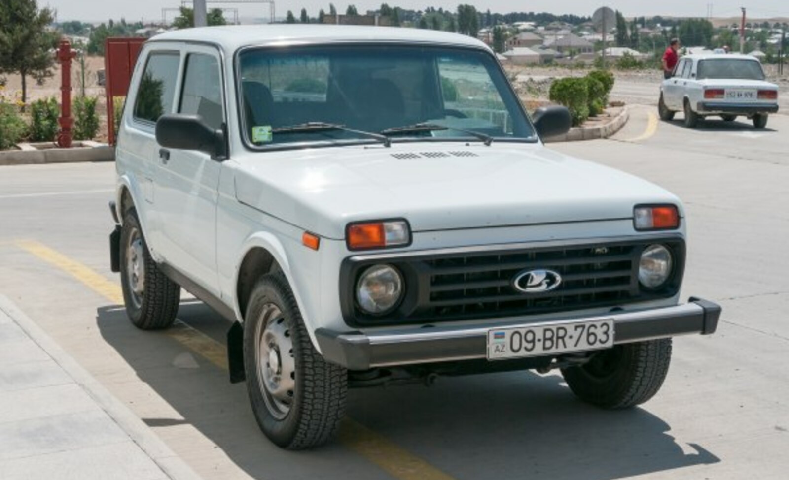 Lada Niva 3-door (facelift 2016) 1.7i (83 Hp) 4x4 2016, 2017, 2018, 2019 