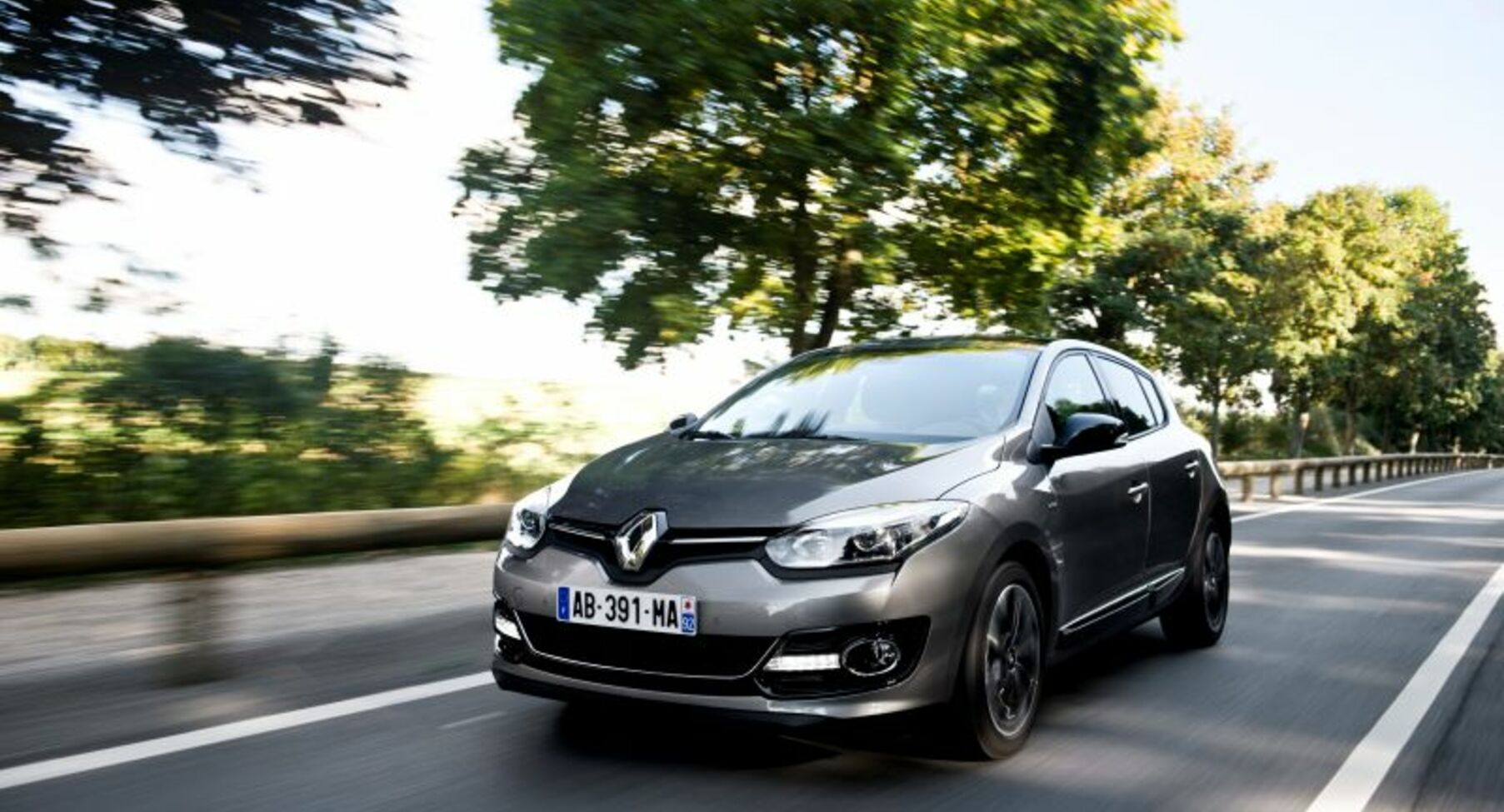 Renault Megane III (Phase III, 2014) 1.5 dCi (95 Hp) FAP 2014, 2015 