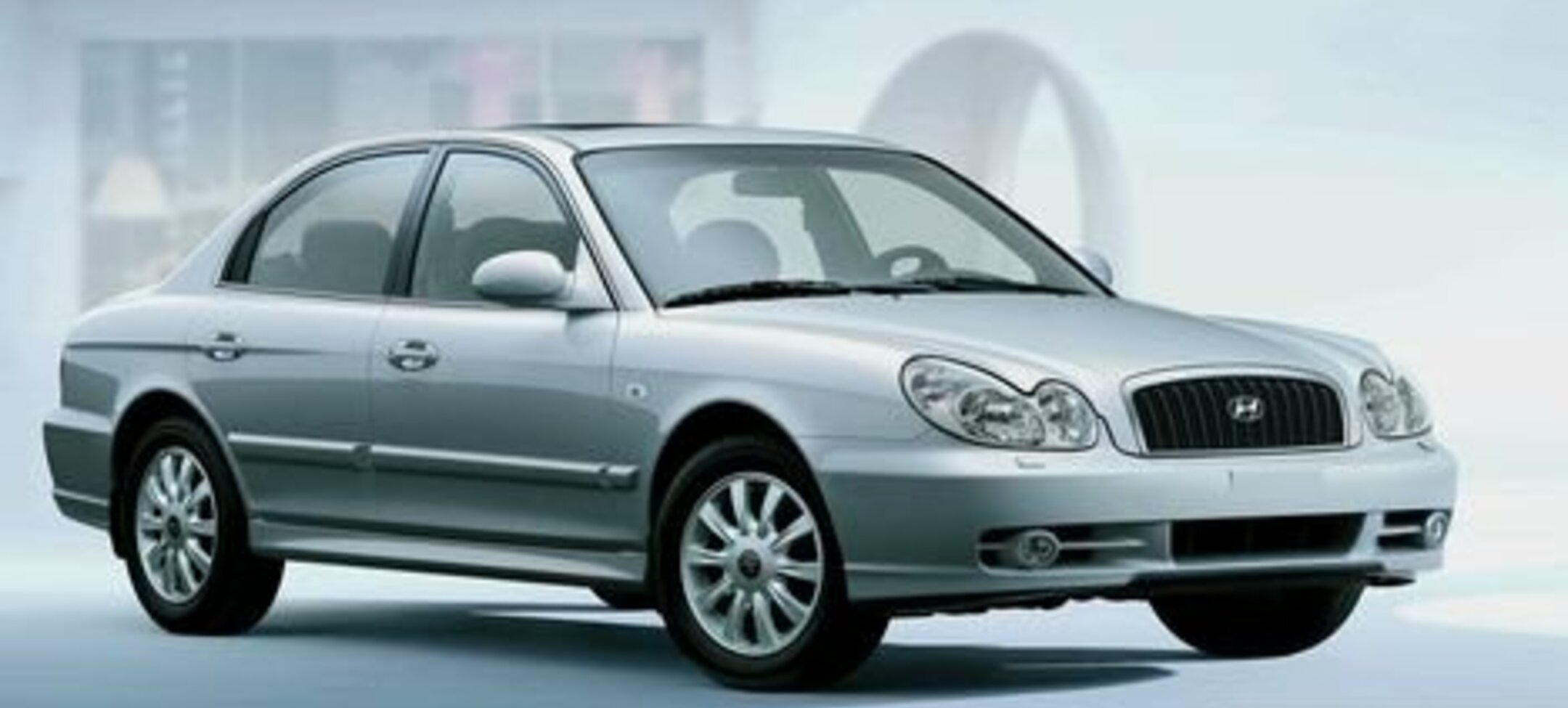 Hyundai Sonata IV (EF, facelift 2001) 2.7 V6 GLS (173 Hp) Automatic 2001, 2002, 2003, 2004 