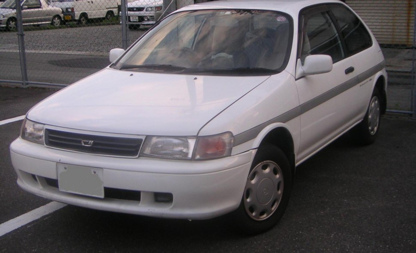 Toyota Corsa Hatchback 1.3 i 97 (97 Hp) 1990, 1991, 1992, 1993, 1994 