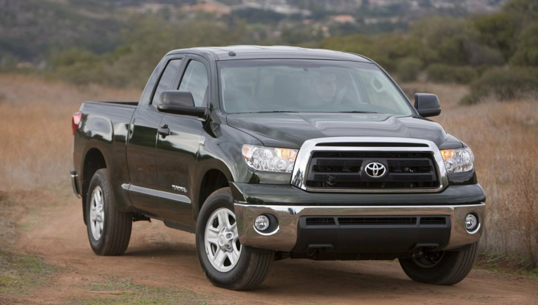 Toyota Tundra II Double Cab (facelift 2010) 4.6 V8 32V (310 Hp) Automatic 2010, 2011, 2012, 2013 