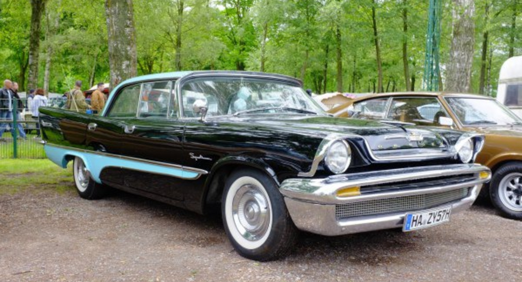 DeSoto Firesweep I 4-Door Sportsman 5.3 V8 (245 Hp) TorqueFlite 1956, 1957 