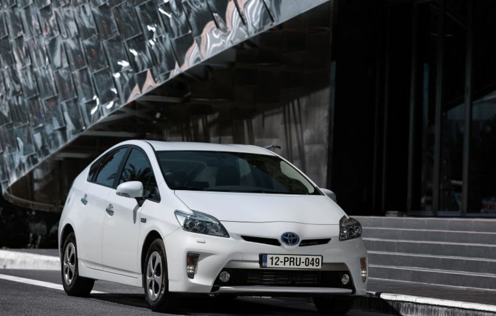 Toyota Prius Plug-in Hybrid (ZVW35) 1.8 (136 Hp) e-CVT 2012, 2013, 2014, 2015 
