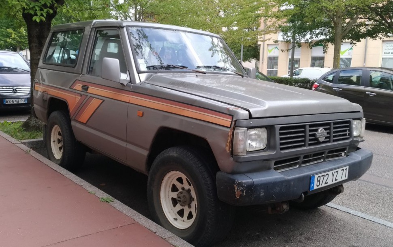 Nissan Patrol Hardtop (K260) 3.2 D (110 Hp) 1988, 1989, 1990 