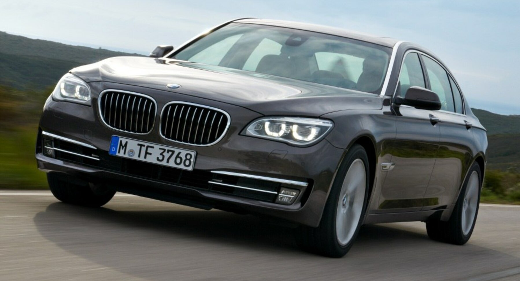 BMW 7 Series Long (F02 LCI, facelift 2012) 750Li (450 Hp) xDrive Steptronic 2012, 2013, 2014, 2015 