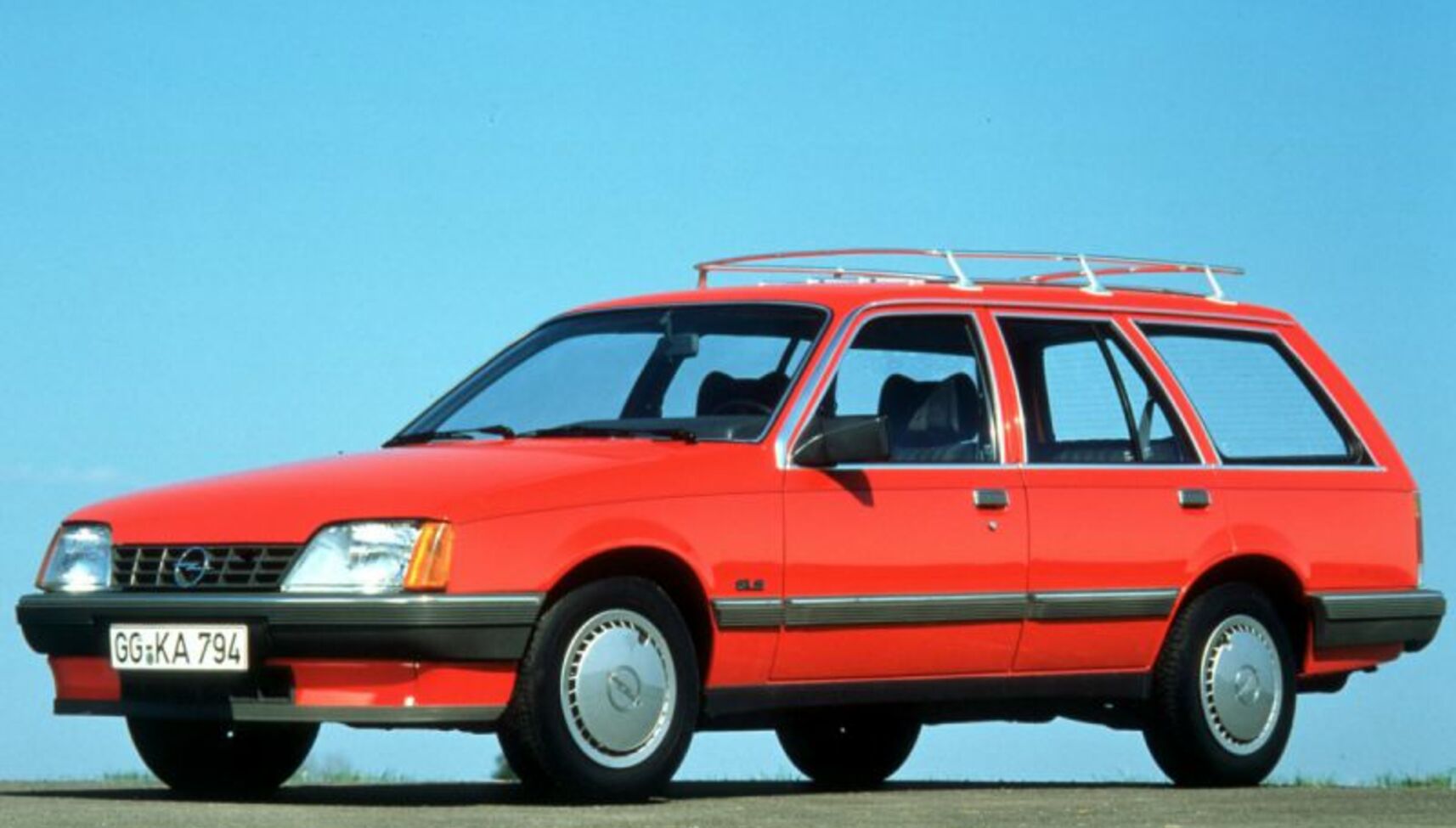 Opel Rekord E Caravan (facelift 1982) 1.8 E (100 Hp) 1985, 1986 