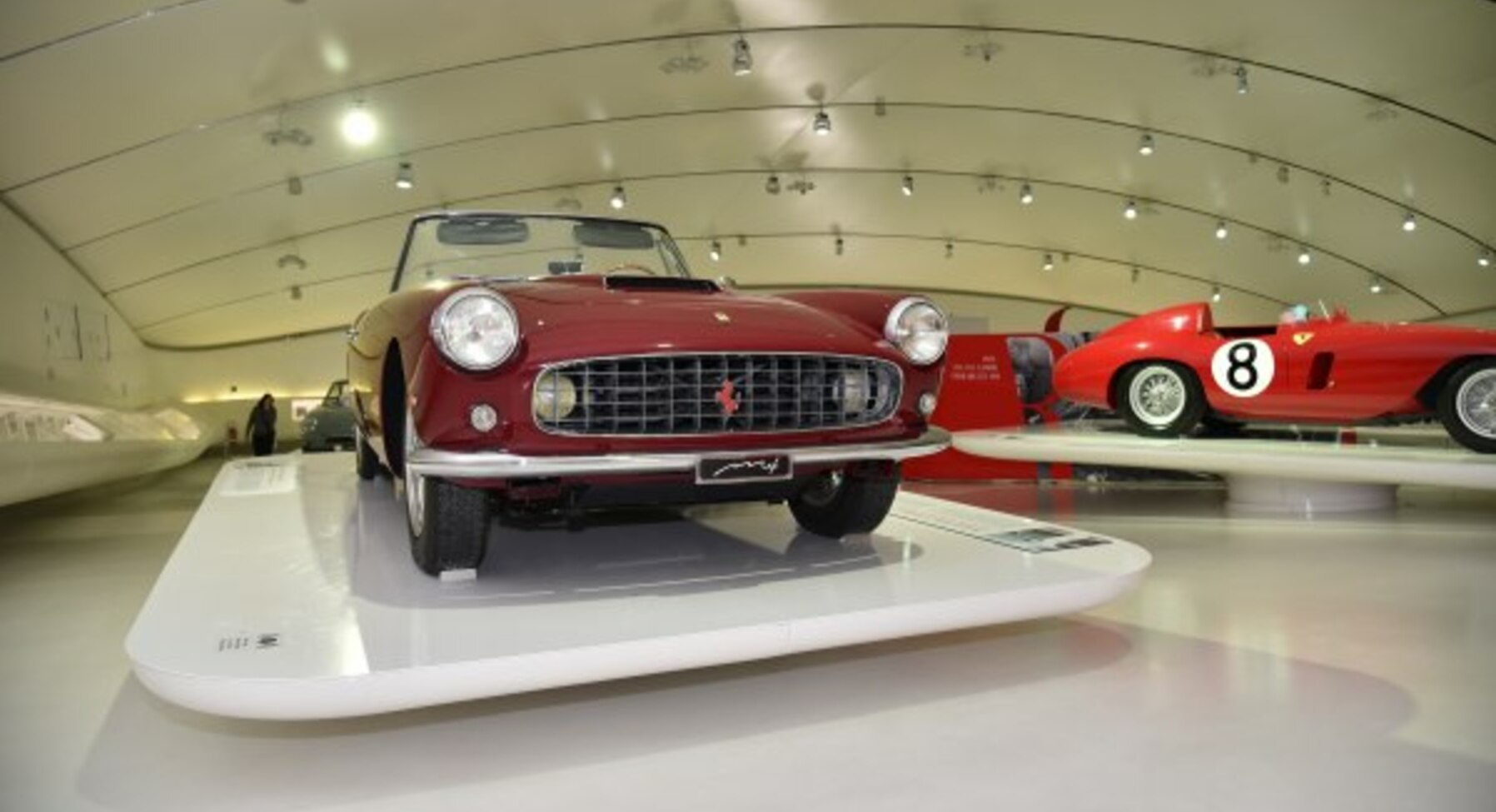 Ferrari 250 GT Cabriolet 3.0 V12 (240 Hp) 1957, 1958, 1959, 1960, 1961, 1962 