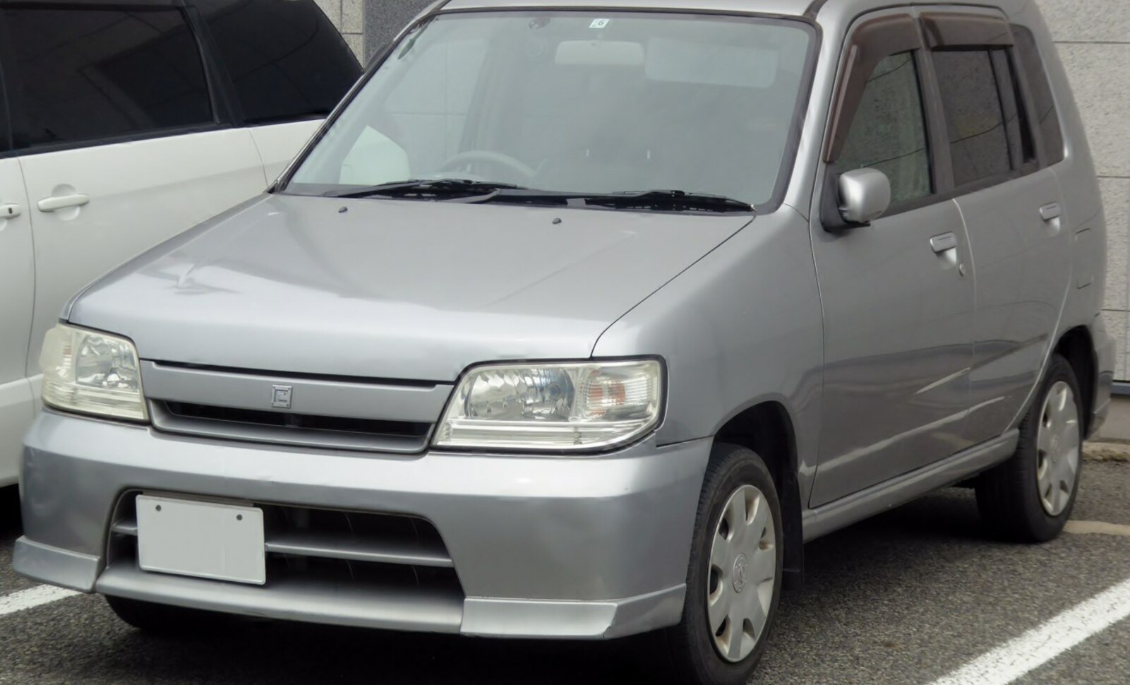 Nissan Cube (Z10) 1.3 i 16V (101 Hp) 2002