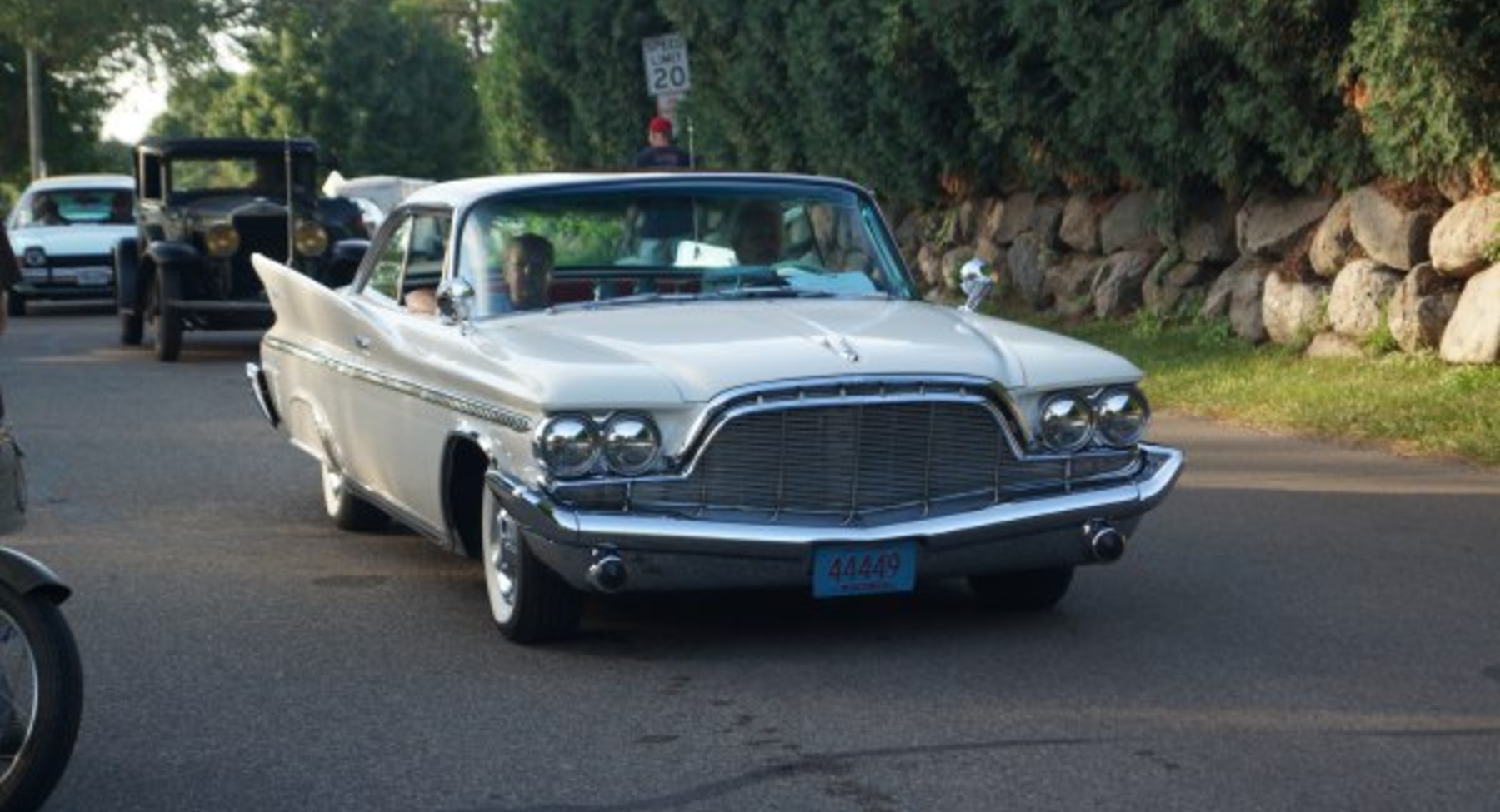 DeSoto Adventurer I 2-Door Hardtop 6.3 V8 (325 Hp) TorqueFlite 1959, 1960 