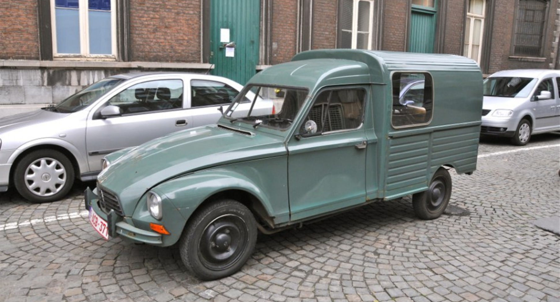 Citroen Acadiane 0.6 (31 Hp) 1978, 1979, 1980, 1981, 1982, 1983, 1984, 1985, 1986, 1987 