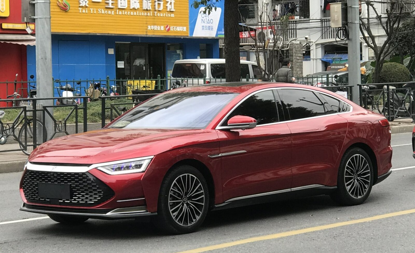 BYD Han DM 2.0TI (437 Hp) Plug-in Hybrid AWD DCT 2020, 2021, 2022