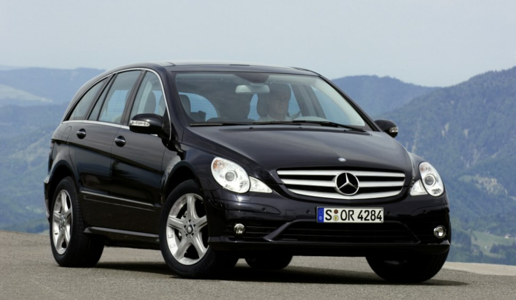 Mercedes-Benz R-class (W251) R 500 V6 (306 Hp) 4MATIC G-TRONIC 2006, 2007, 2008 