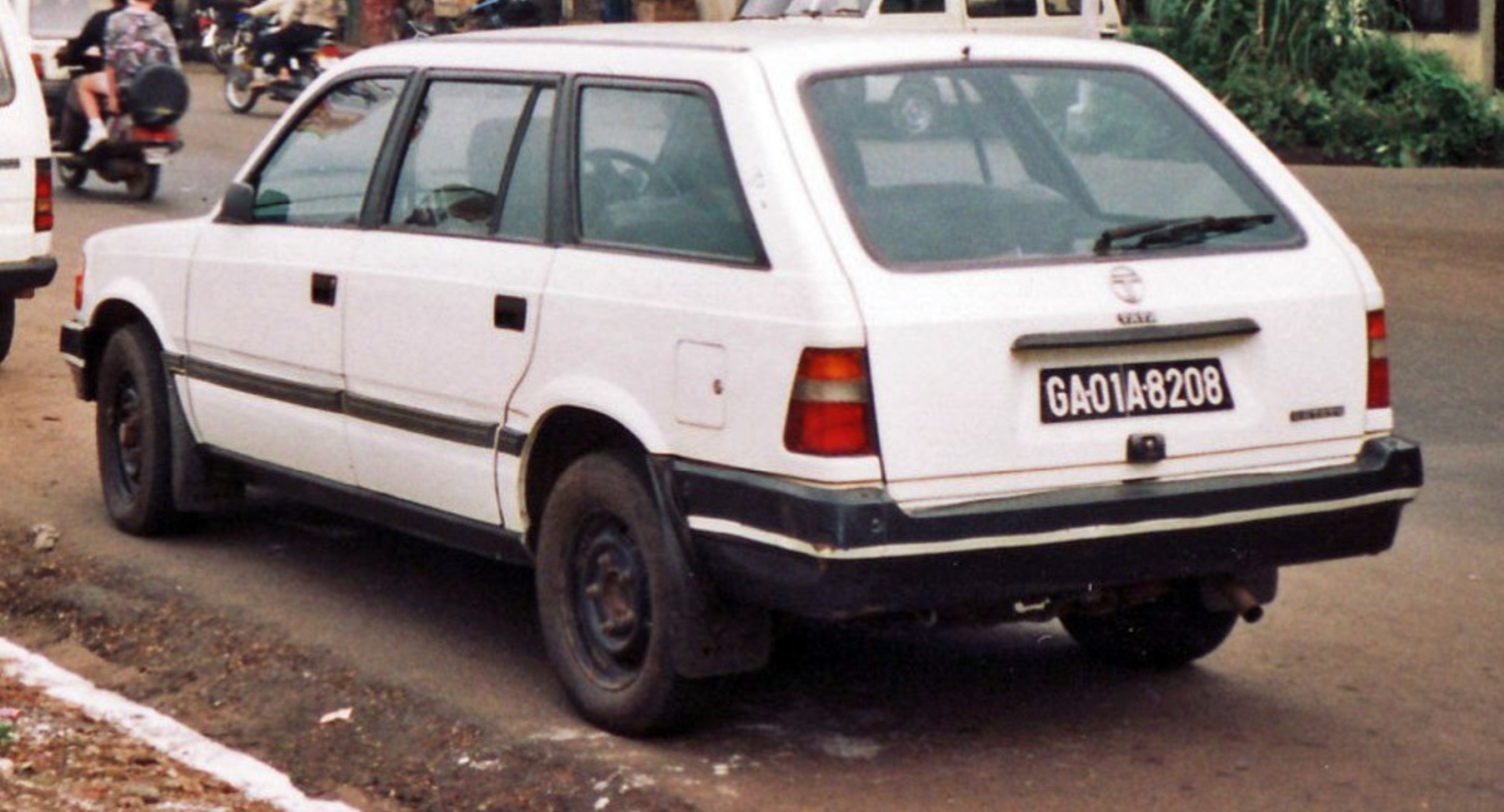 Tata Estate 1.9 D (68 Hp) 1992, 1993, 1994, 1995, 1996, 1997, 1998, 1999, 2000 