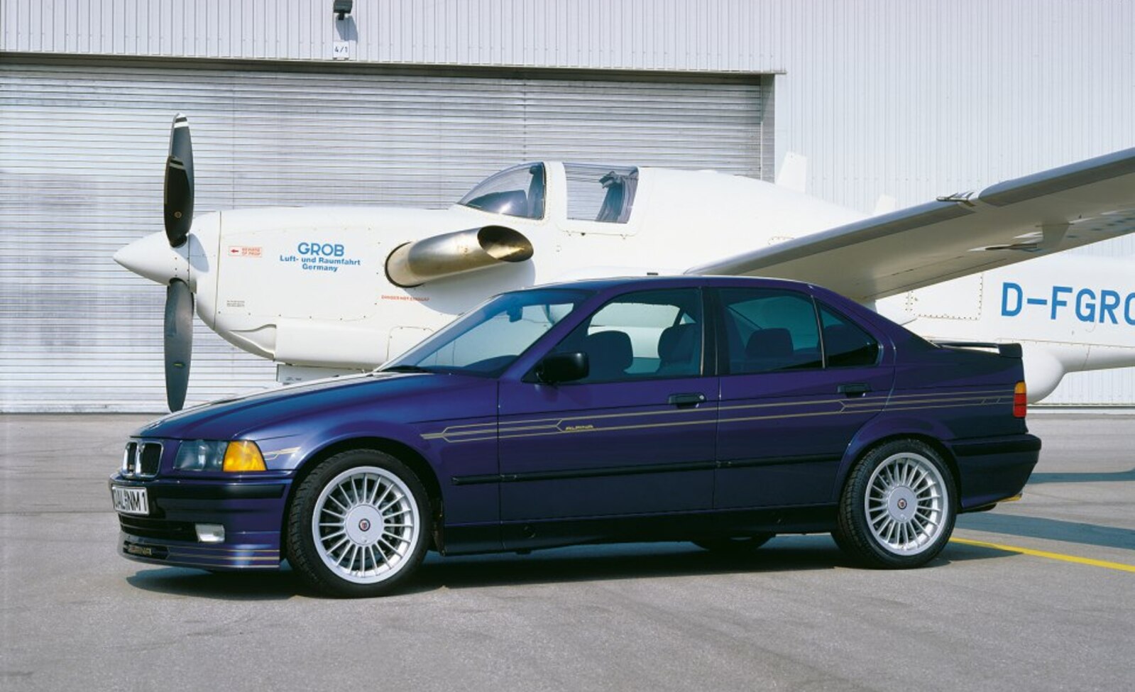 Alpina B6 (E36) 2.8 i 24V (240 Hp) Automatic 1992, 1993 