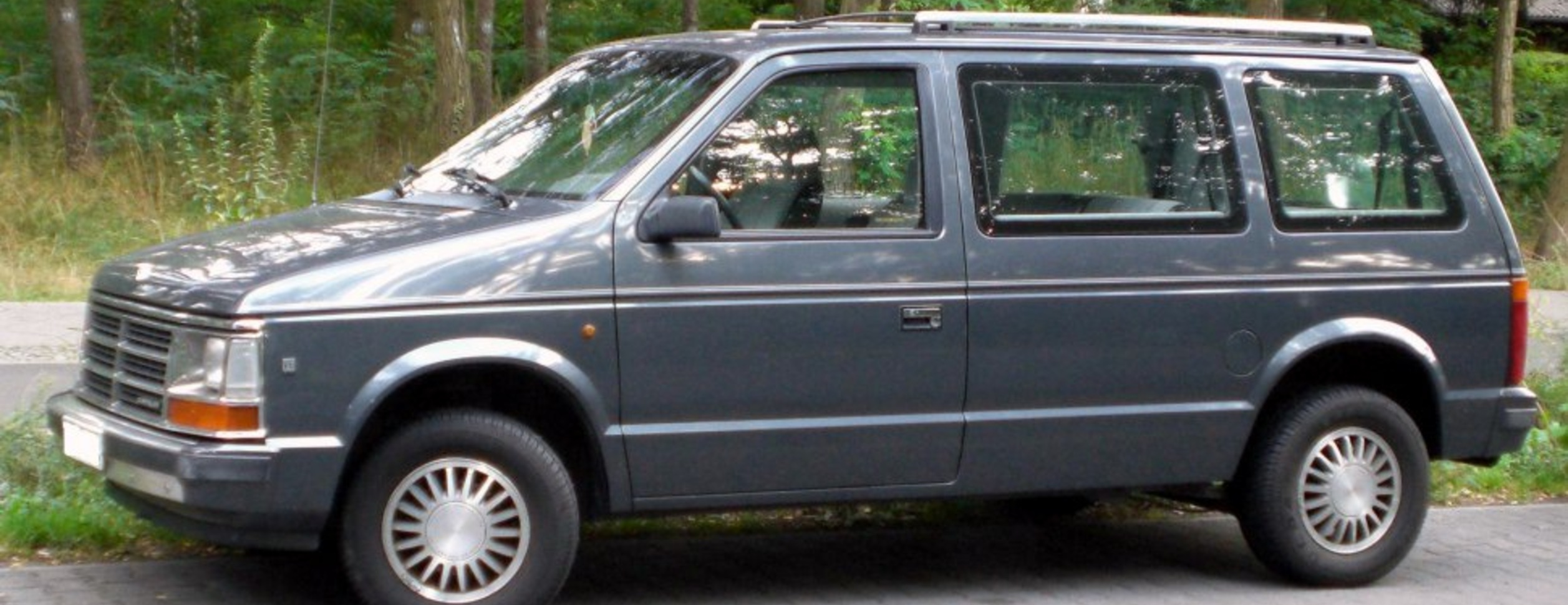 Chrysler Voyager I 3.0 V6 (144 Hp) Automatic 1988, 1989, 1990