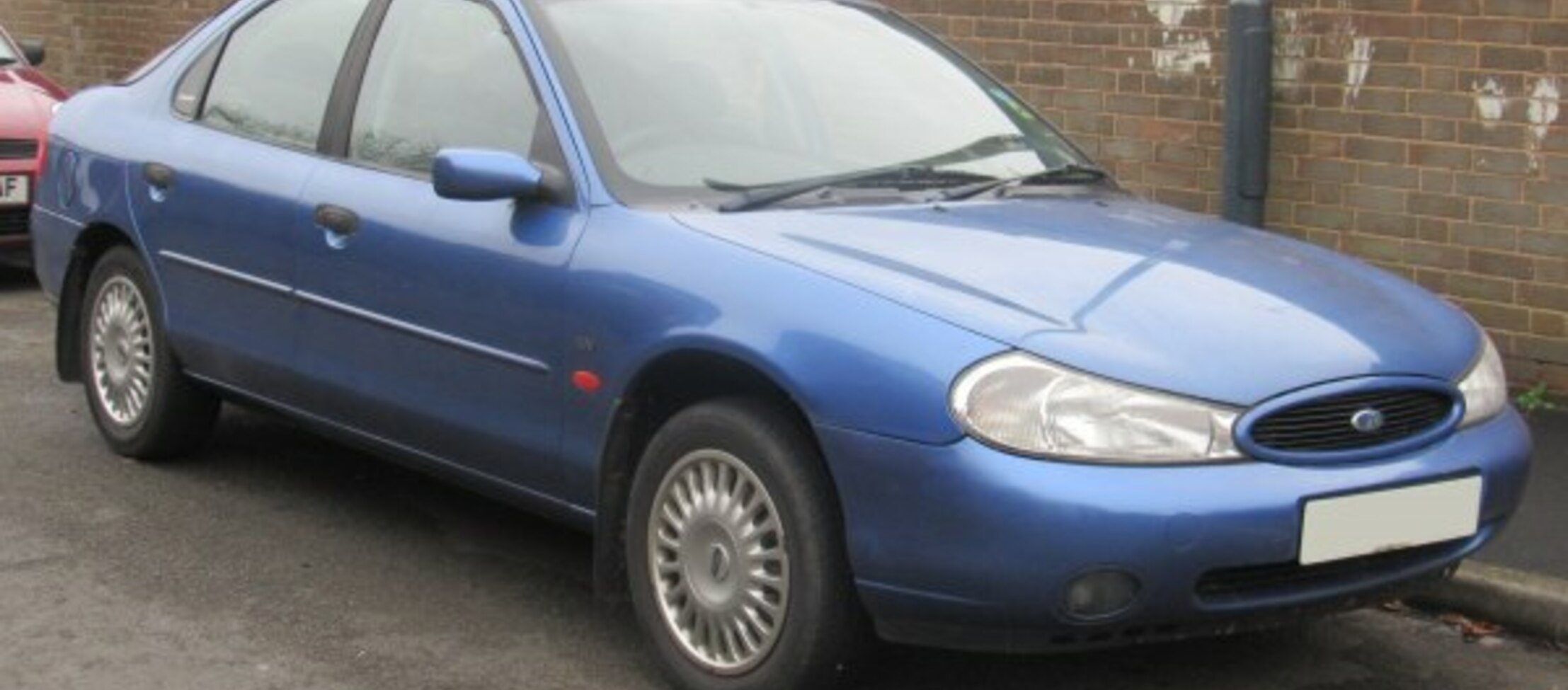 Ford Mondeo I Hatchback (facelift 1996) 2.5 ST 200 (205 Hp) 1999, 2000, 2001 