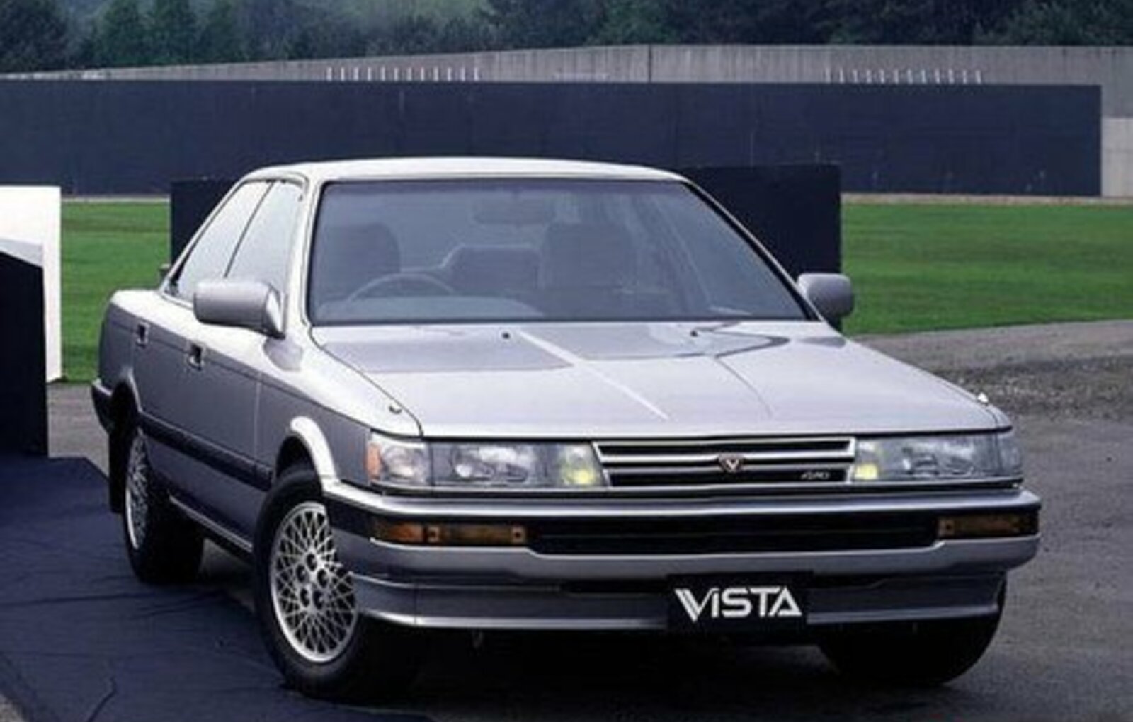 Toyota Vista (V20) 2.0i (90 Hp) Automatic 1986, 1987, 1988, 1989, 1990 