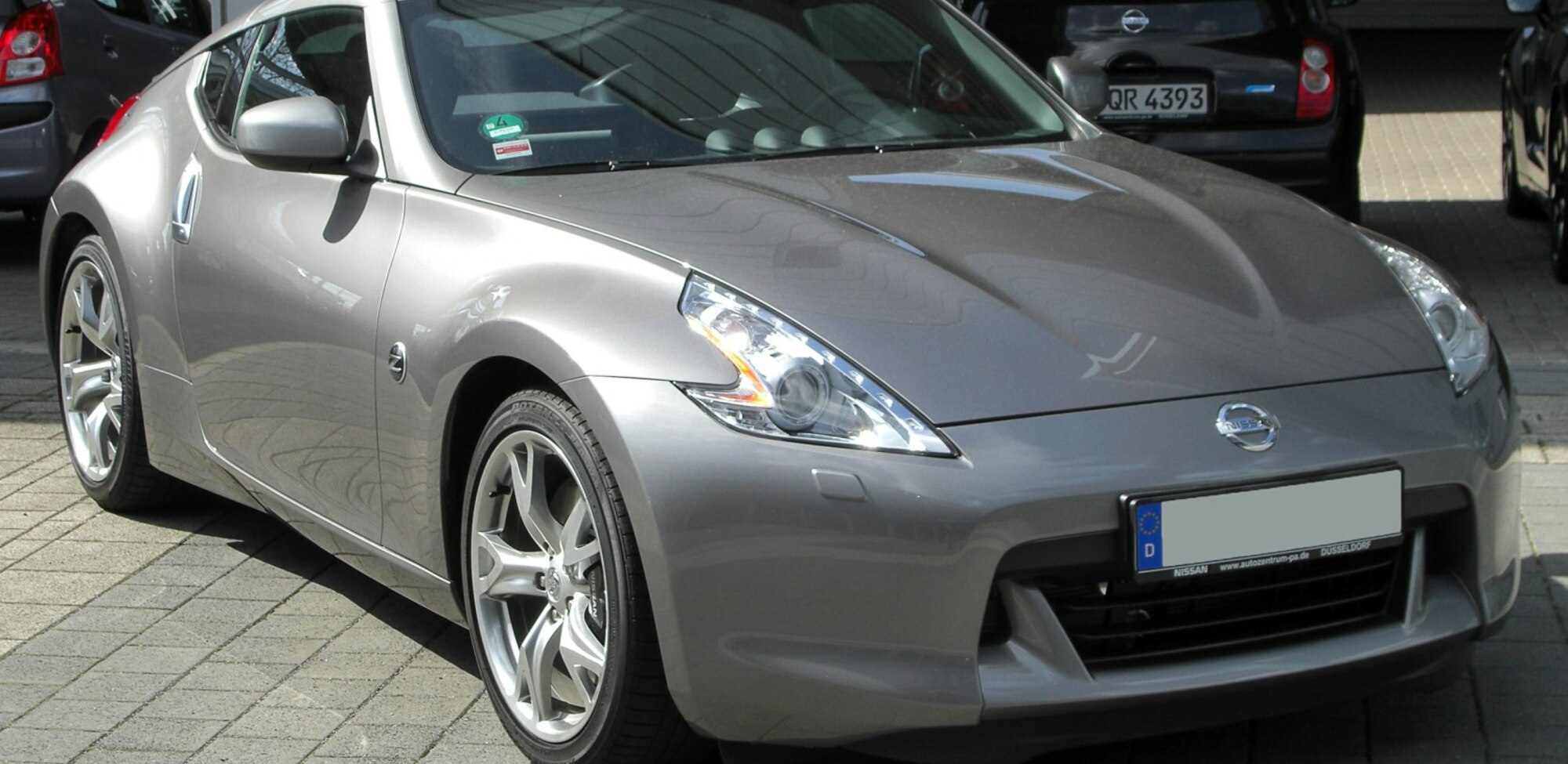 Nissan 370Z 3.7 (331 Hp) Automatic 2009, 2010, 2011, 2012 