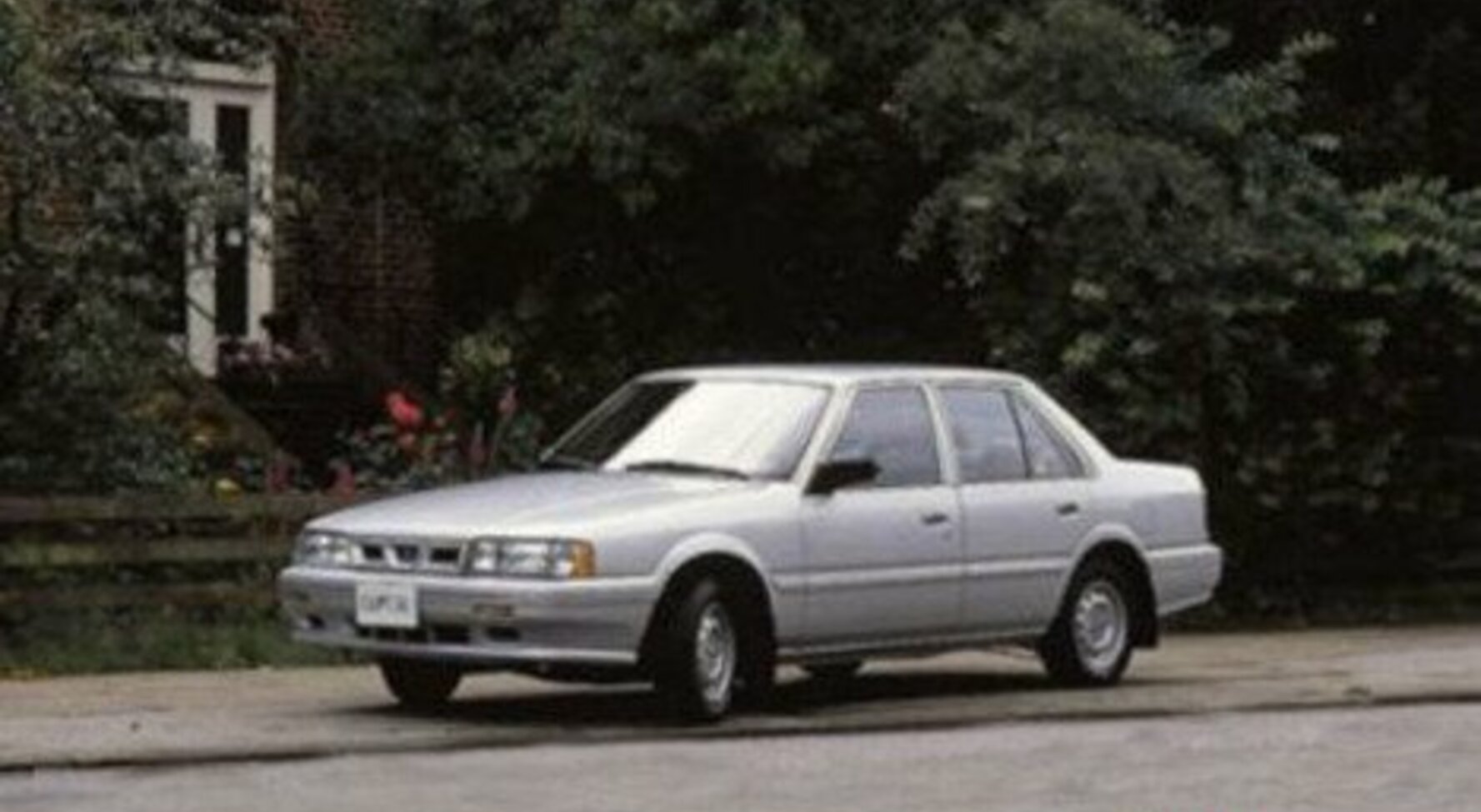 Kia Capital 1.5i 16V GLX (115 Hp) Automatic 1993, 1994, 1995, 1996 