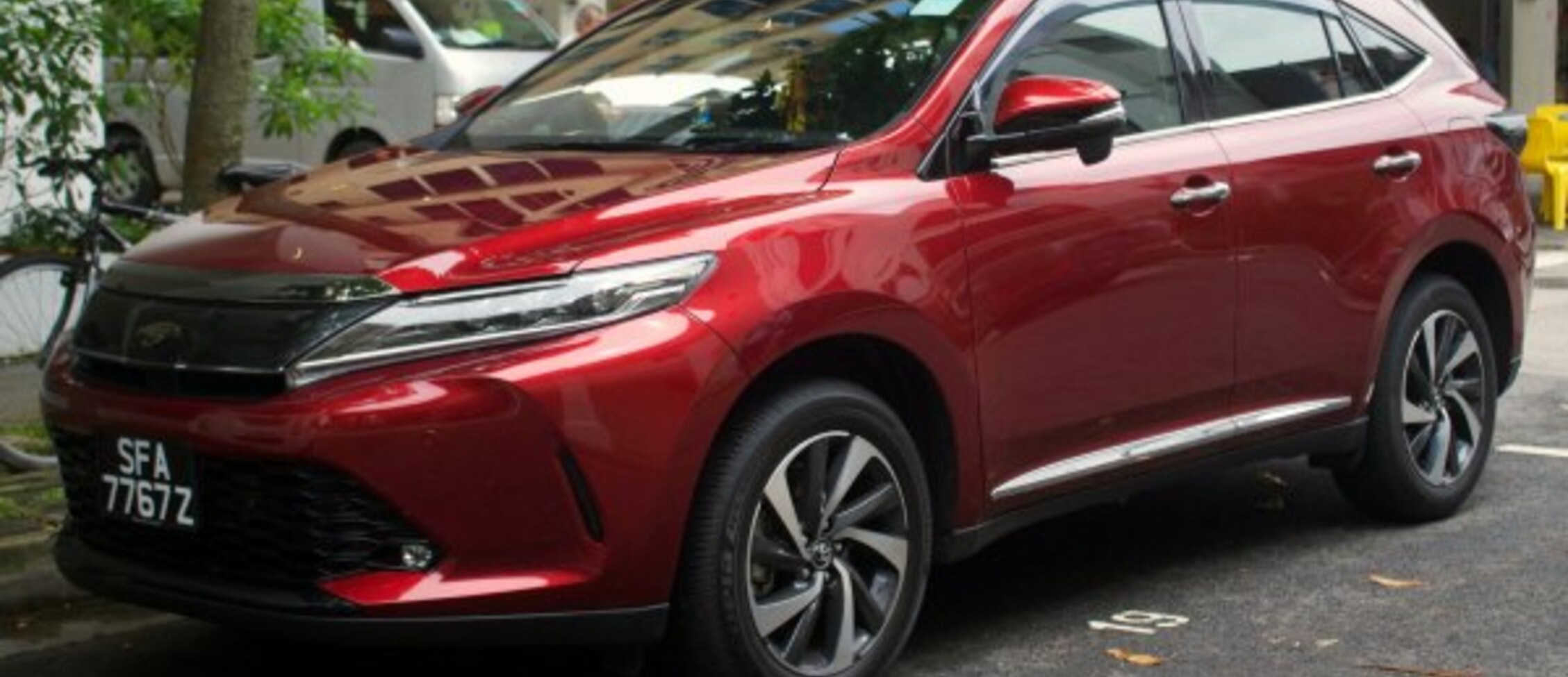 Toyota Harrier III (XU60, facelift 2017) 2.0 (151 Hp) 4WD CVT-i 2017, 2018, 2019, 2020 