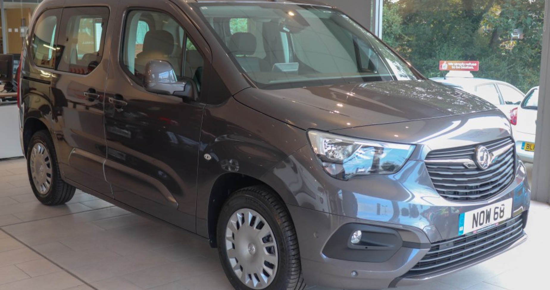 Vauxhall Combo Life E 1.2 Turbo (110 Hp) 2018, 2019, 2020, 2021 