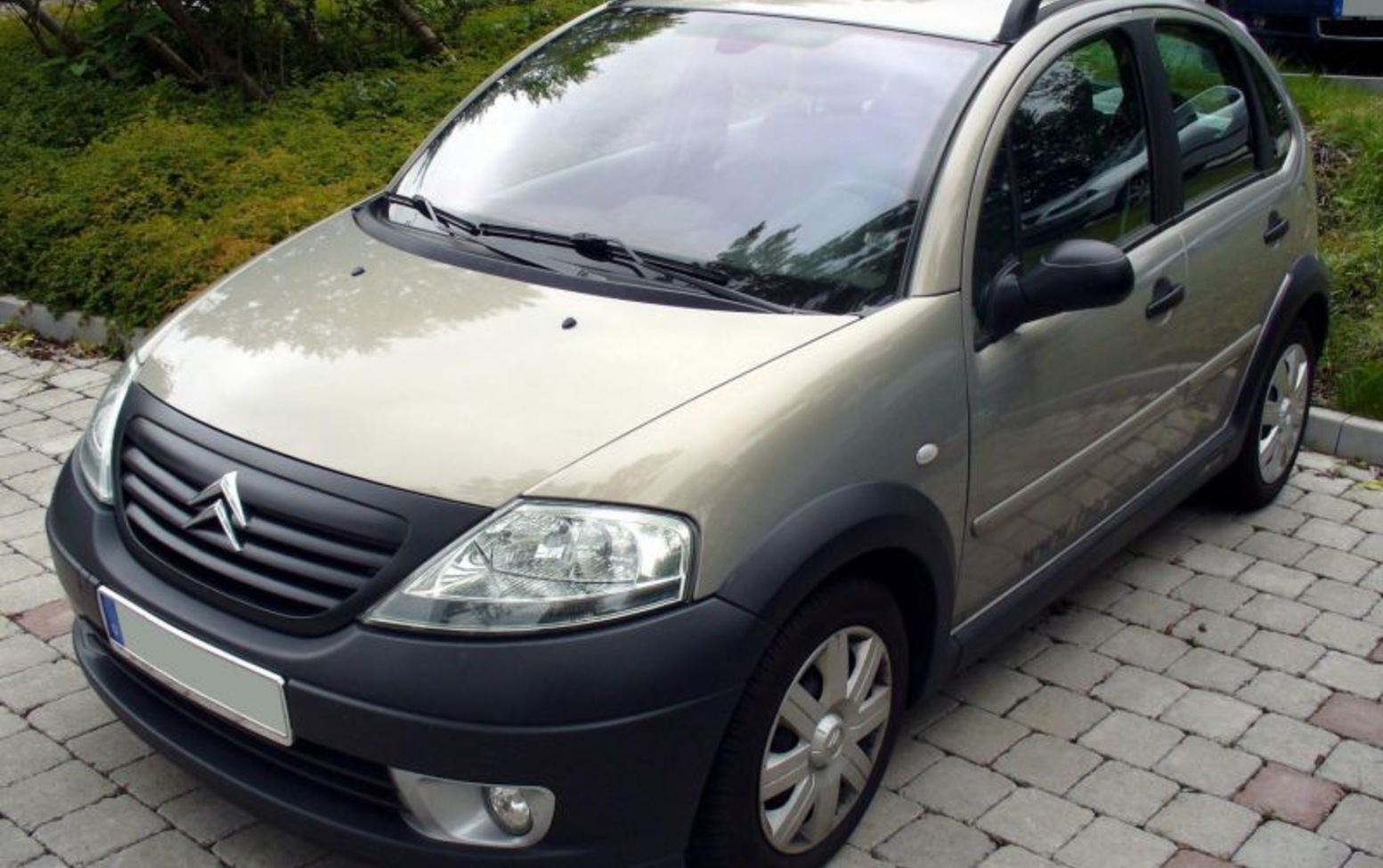 Citroen C3 I X-TR (Phase I, 2004) 1.4 HDi (68 Hp) 2004, 2005 