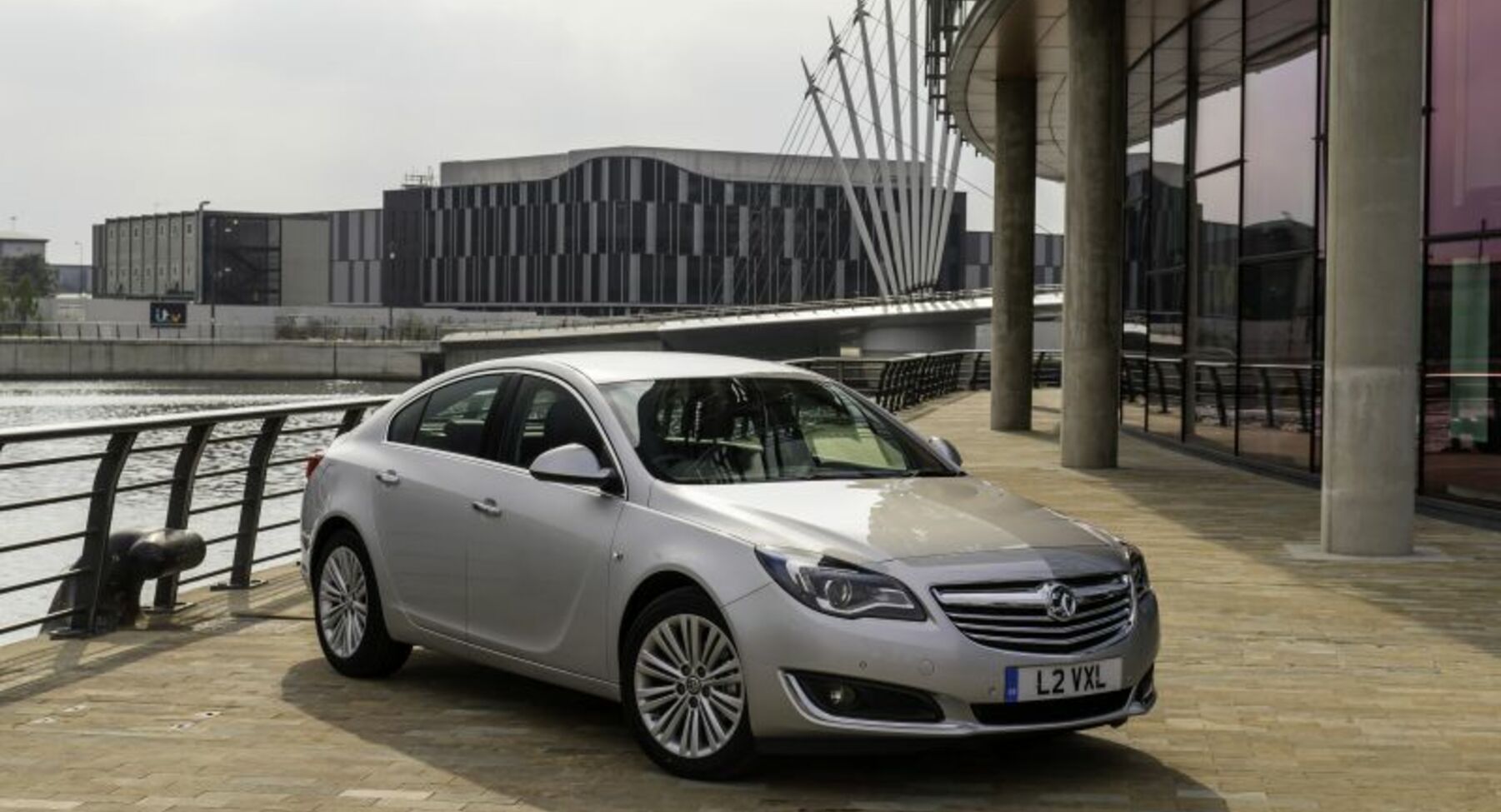 Vauxhall Insignia I Hatchback (facelift 2013) 2.0 CDTi ecoFlex (140 Hp) Start/Stop 2013, 2014, 2015, 2016, 2017 