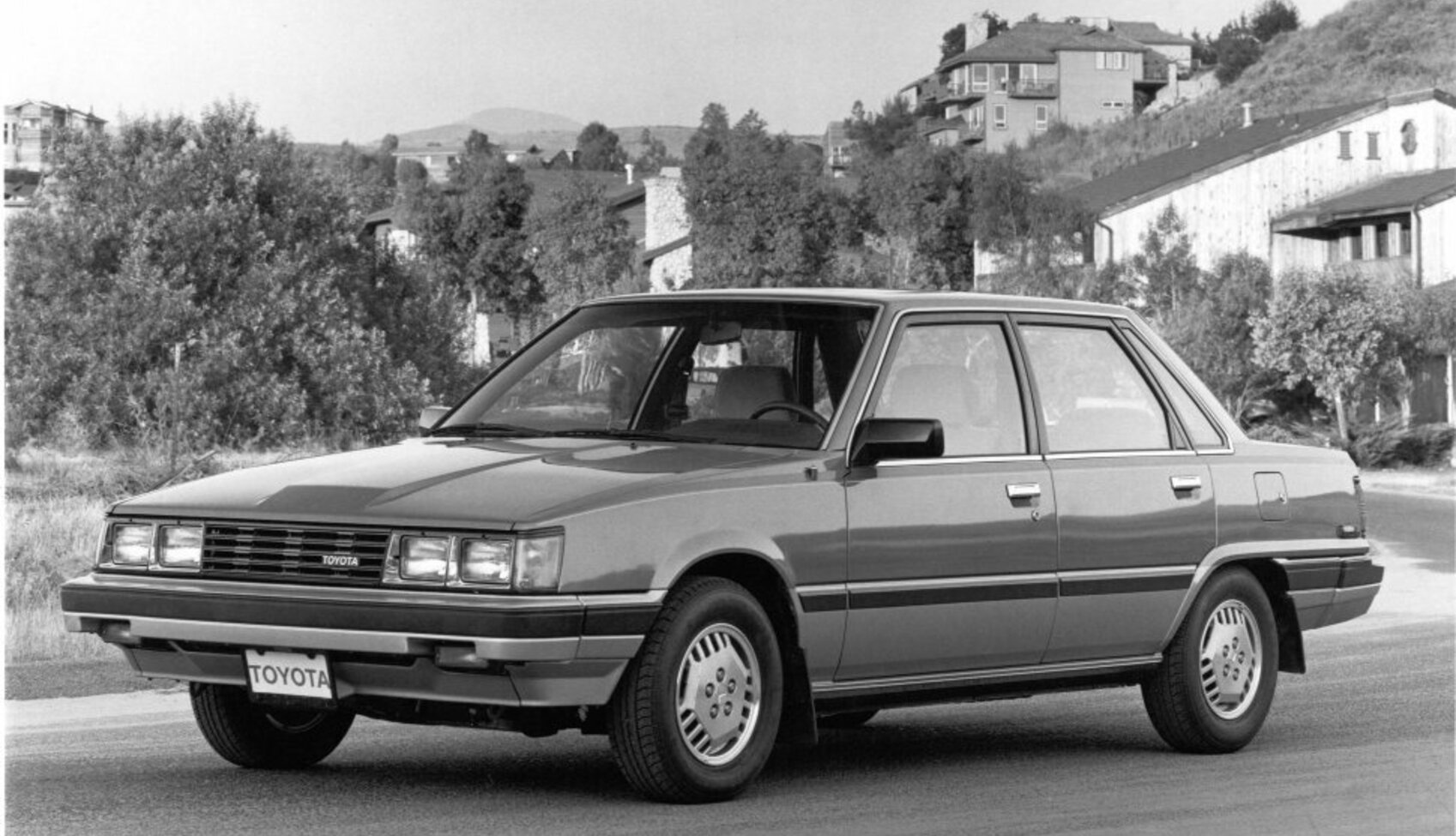 Toyota Camry I (V10) 1.8 Turbo-D (73 Hp) 1984, 1985, 1986 