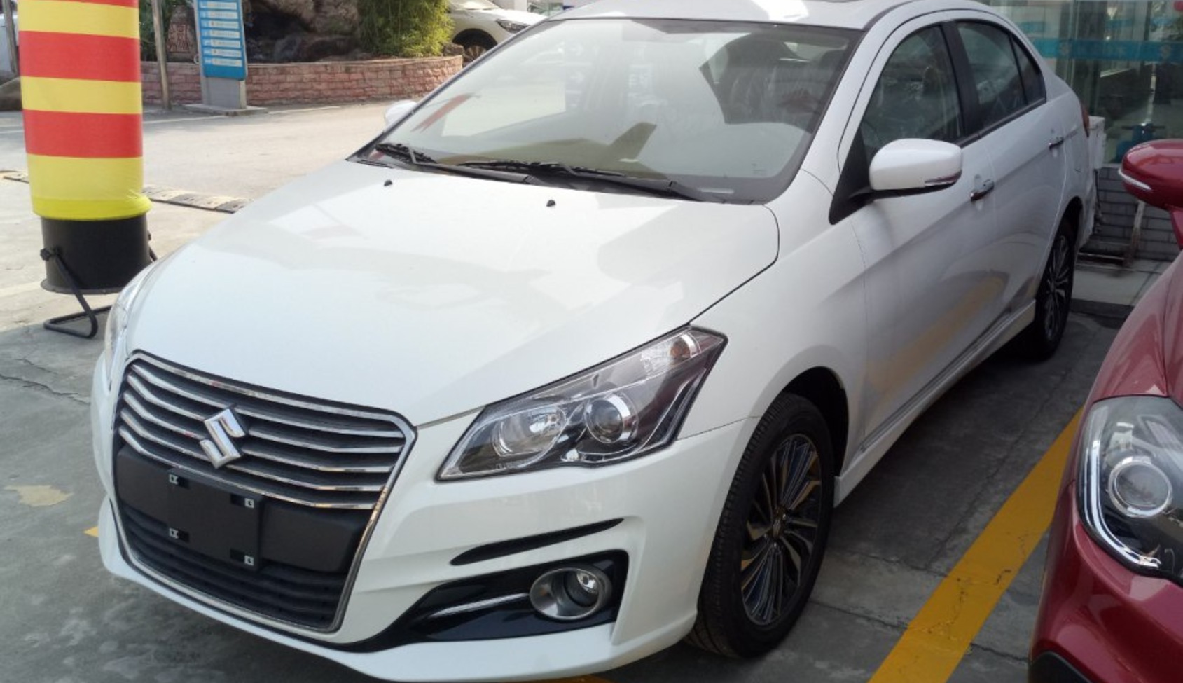 Suzuki Ciaz (facelift 2018) 1.5i (105 Hp) Automatic 2018, 2019, 2020, 2021 