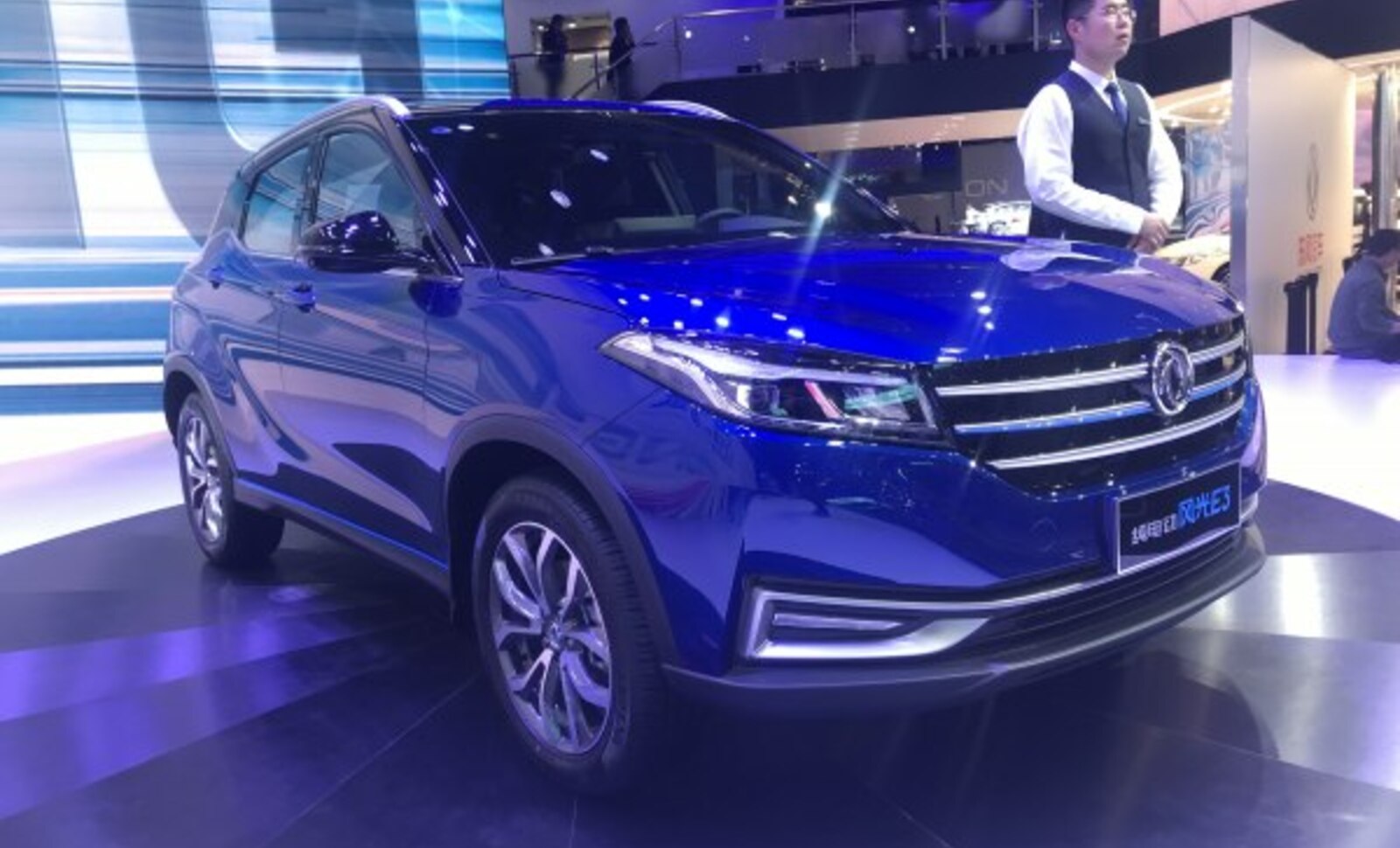 DongFeng Fengon E3 EV 53.6 kWh (163 Hp) 2019, 2020, 2021, 2022