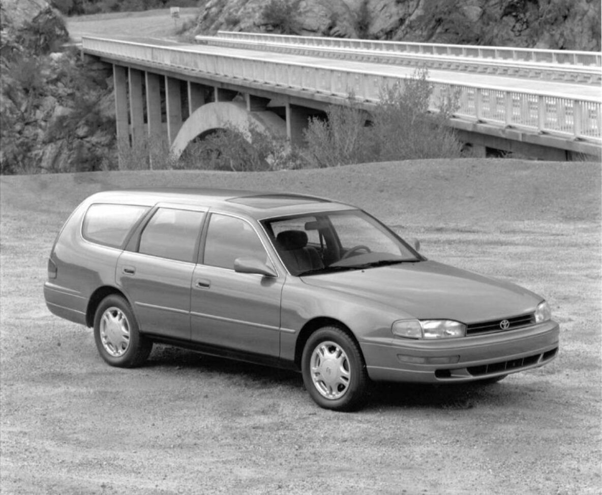 Toyota Camry III Wagon (XV10) 2.2 (136 Hp) Automatic 1992, 1993, 1994, 1995, 1996 