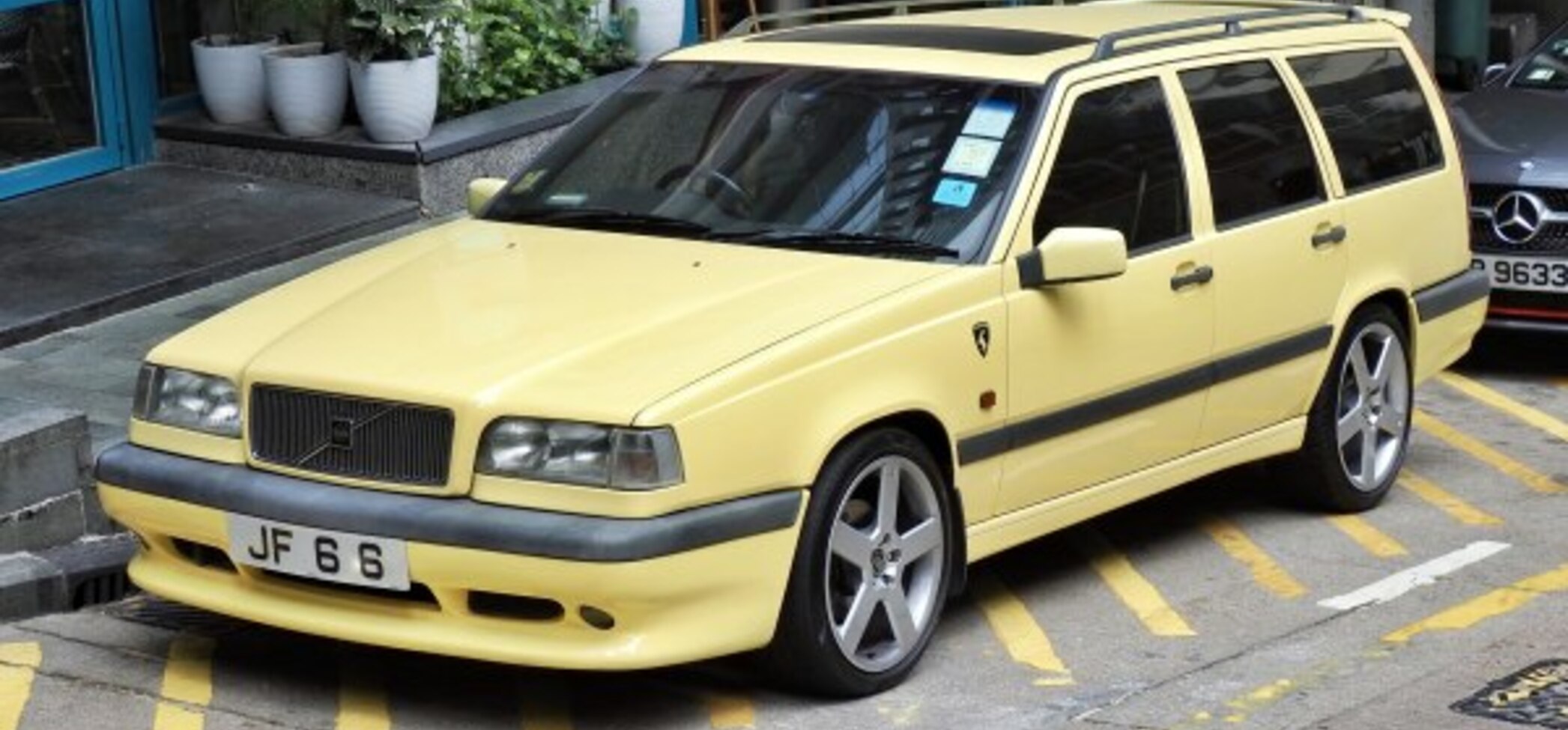 Volvo 850 Combi (LW) 2.0 20V (143 Hp) 1993, 1994, 1995, 1996, 1997 