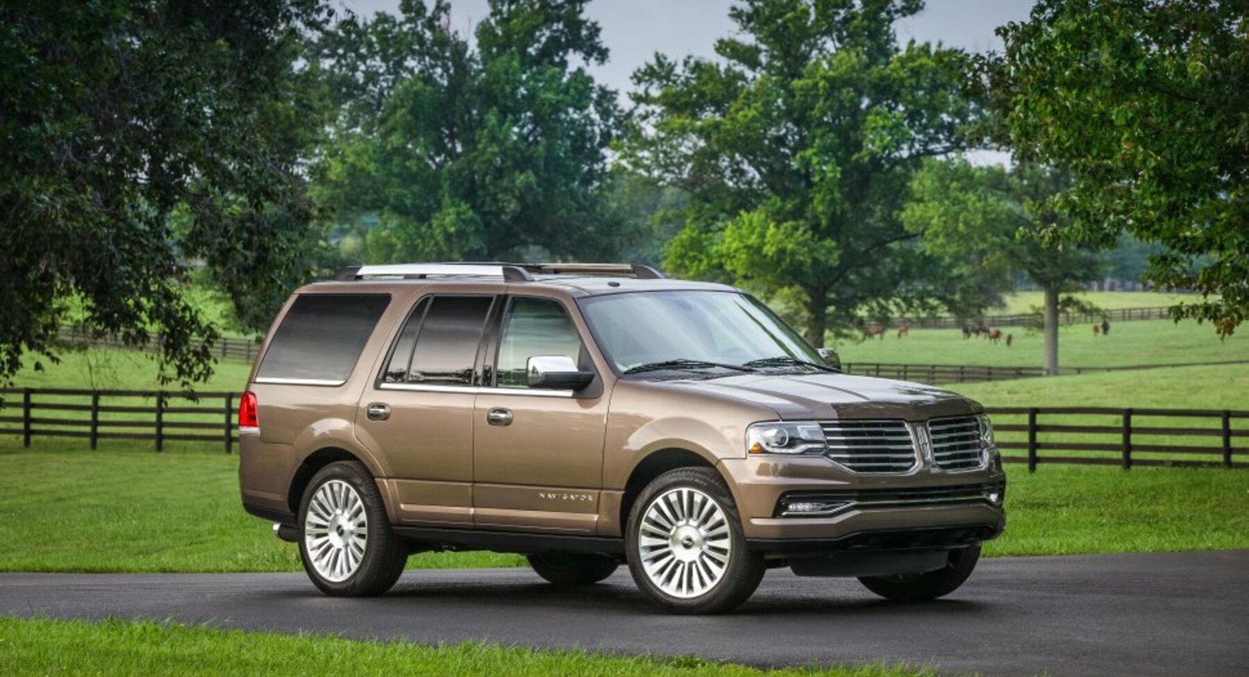 Lincoln Navigator III (facelift 2015) 3.5 GTDI V6 (380 Hp) 4x4 Automatic 2014, 2015, 2016, 2017 