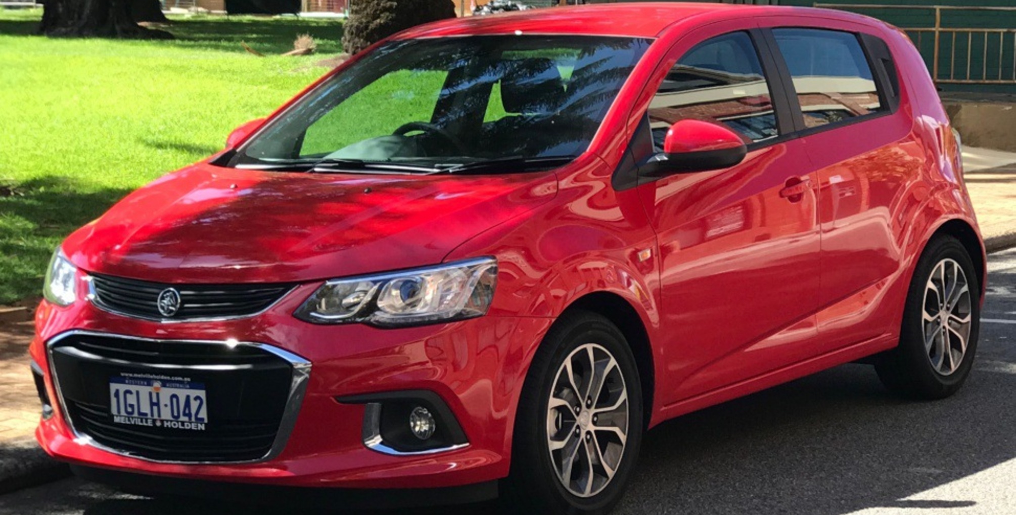 Holden Barina TM VI (facelift 2016) 1.6 (116 Hp) Automatic 2016, 2017, 2018 