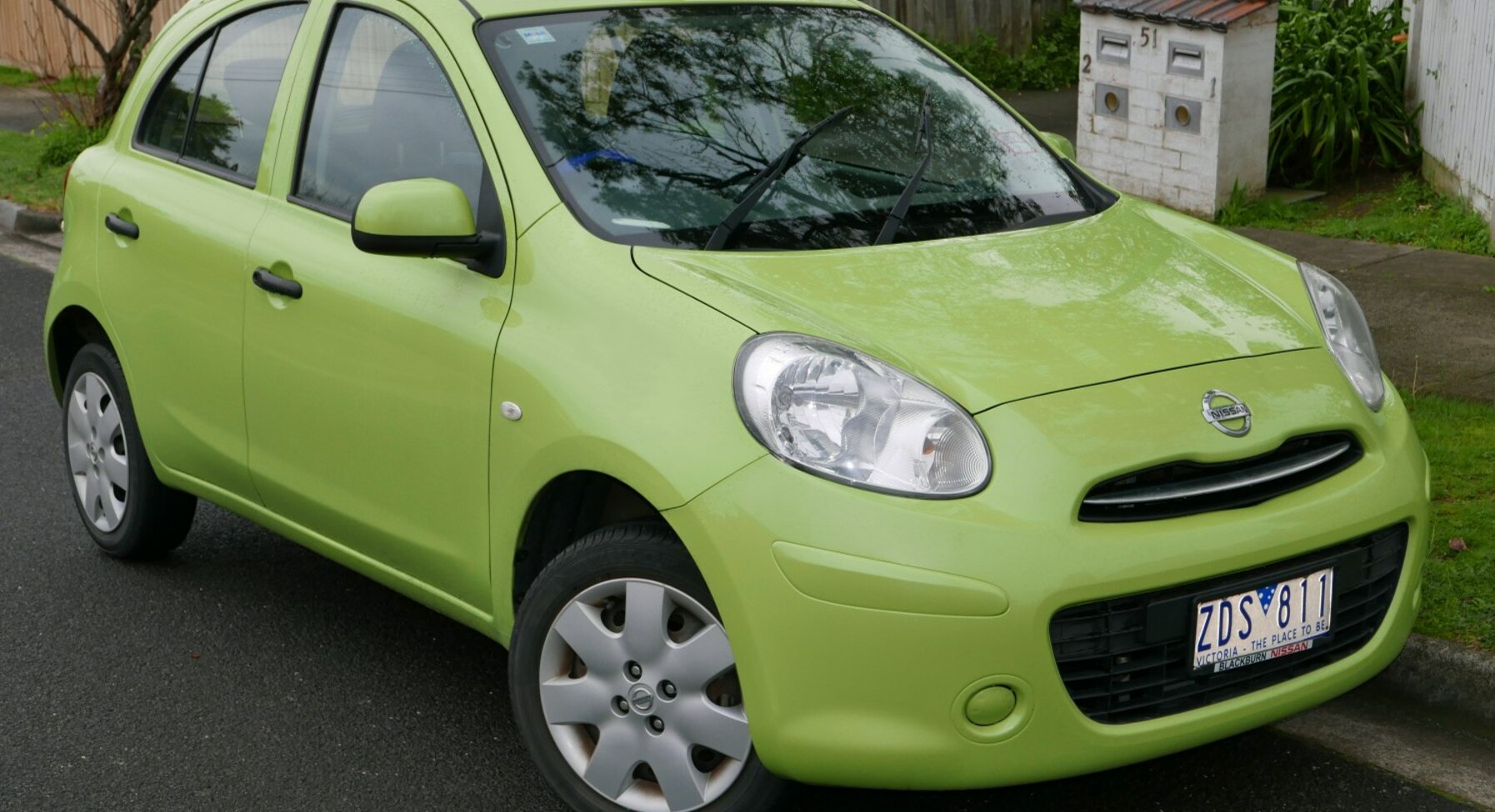 Nissan Micra (K13) 1.2 (80 Hp) 2010, 2011, 2012, 2013 