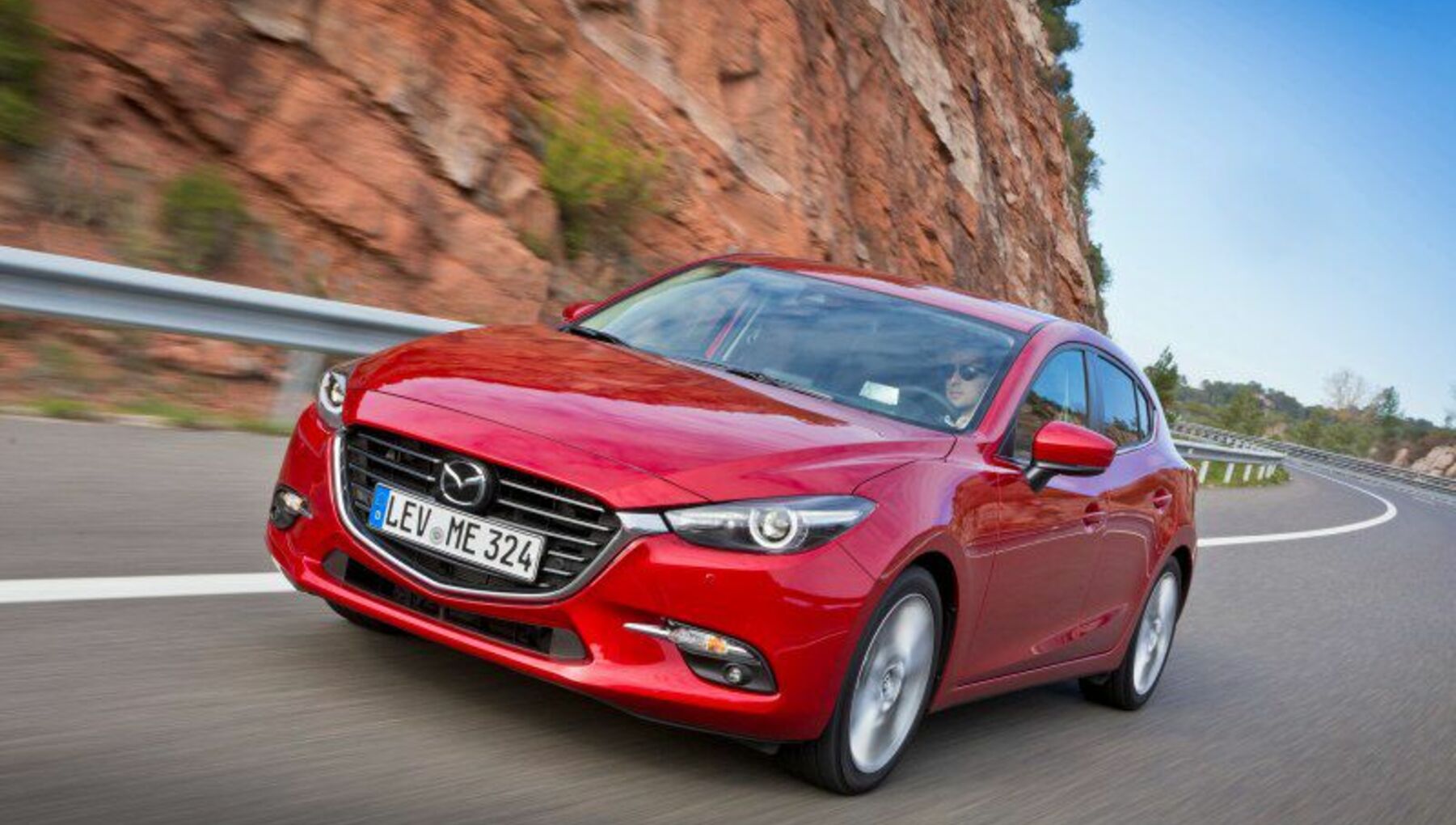 Mazda 3 III Hatchback (BM, facelift 2017) 2.5 SkyActiv-G (184 Hp) 2018 