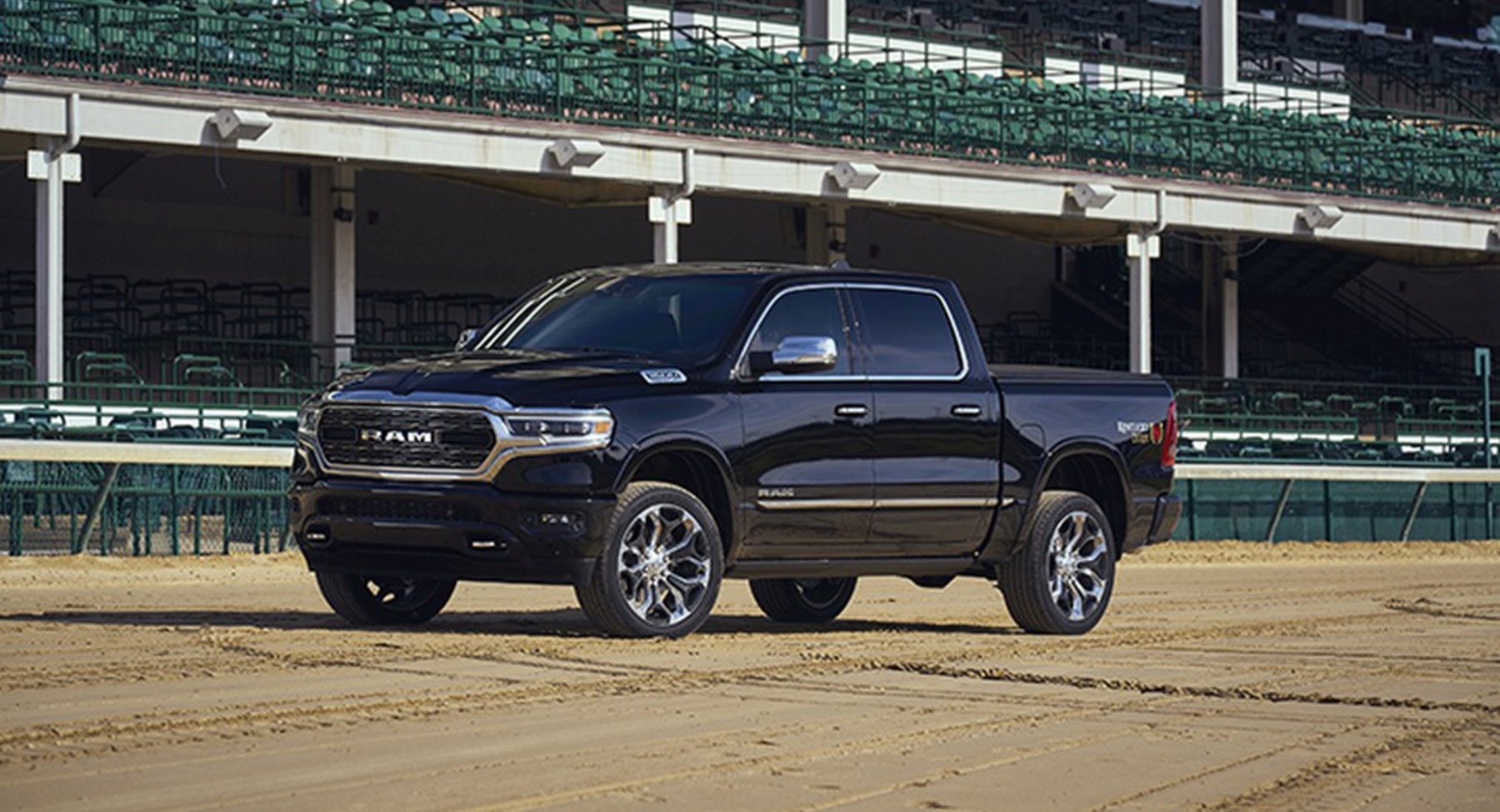 Dodge Ram 1500 Crew Cab V Long Box 3.6 Pentastar V6 (305 Hp) eTorque 4WD Automatic 2019, 2020, 2021 