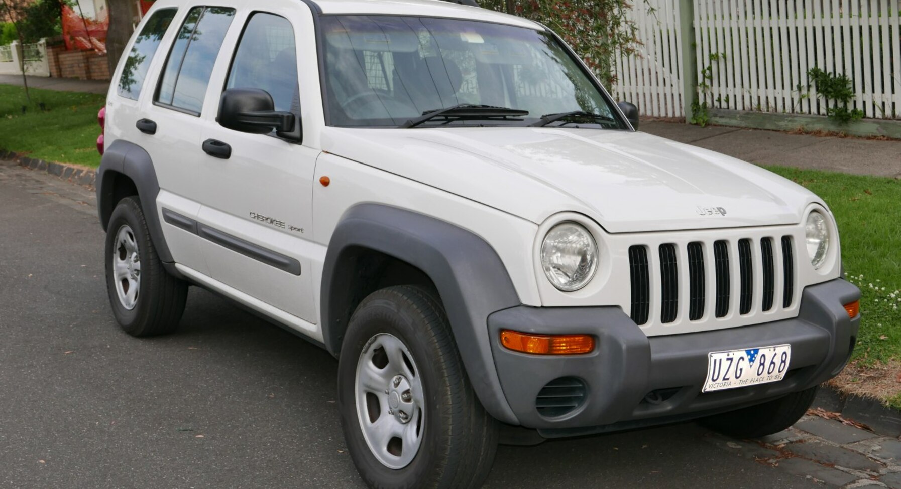 Jeep Cherokee III (KJ) 3.7 i V6 (210 Hp) Automatic 2002, 2003, 2004, 2005, 2006, 2007, 2008 