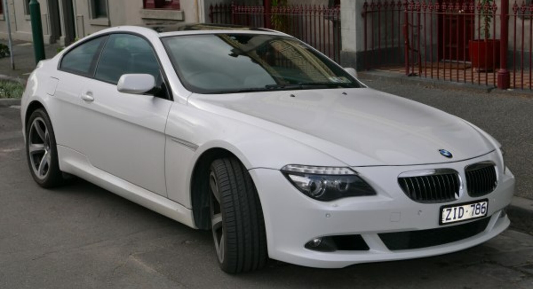 BMW 6 Series (E63, facelift 2007) 635d (286 Hp) Automatic 2007, 2008, 2009, 2010 