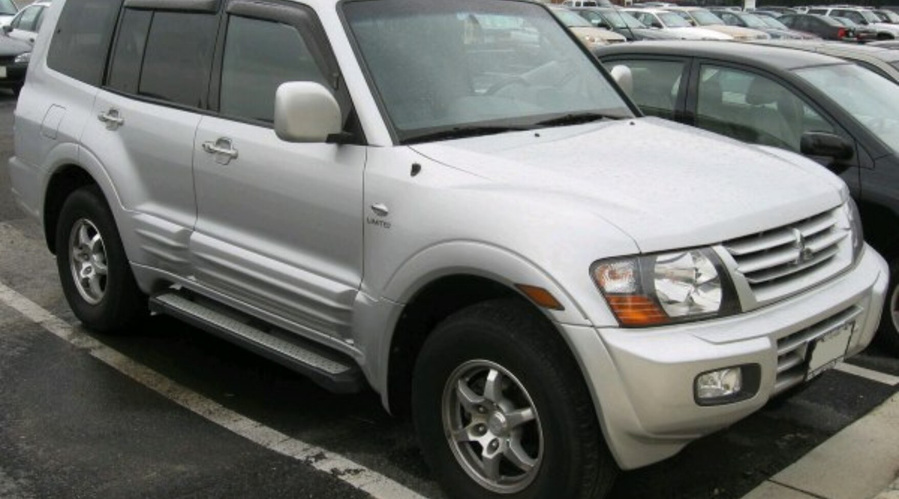 Mitsubishi Montero 3.8 i V6 24V MIVEC (250 Hp) 2002, 2003, 2004, 2005, 2006 