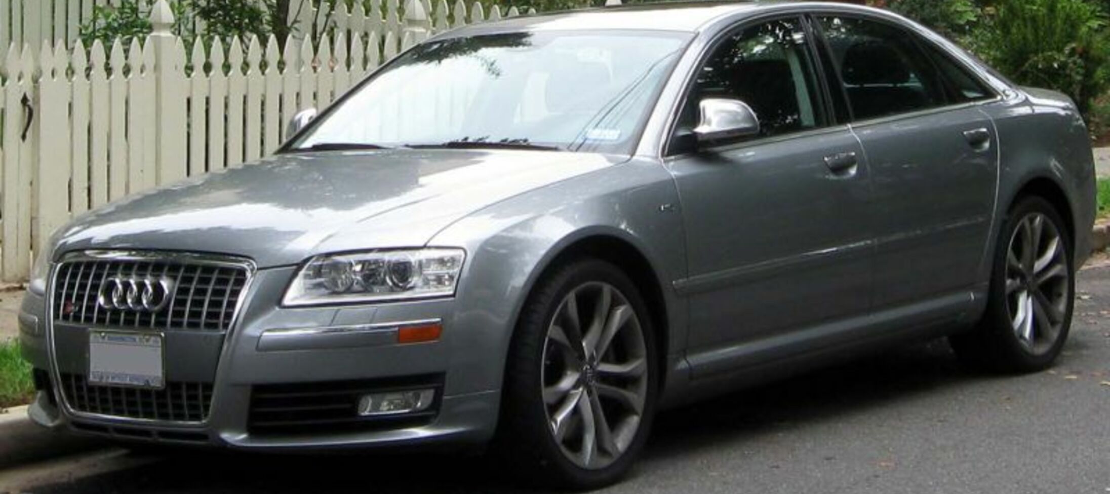 Audi S8 (D3, facelift 2007) 5.2 FSI V10 (450 Hp) quattro Tiptronc 2007, 2008, 2009, 2010 