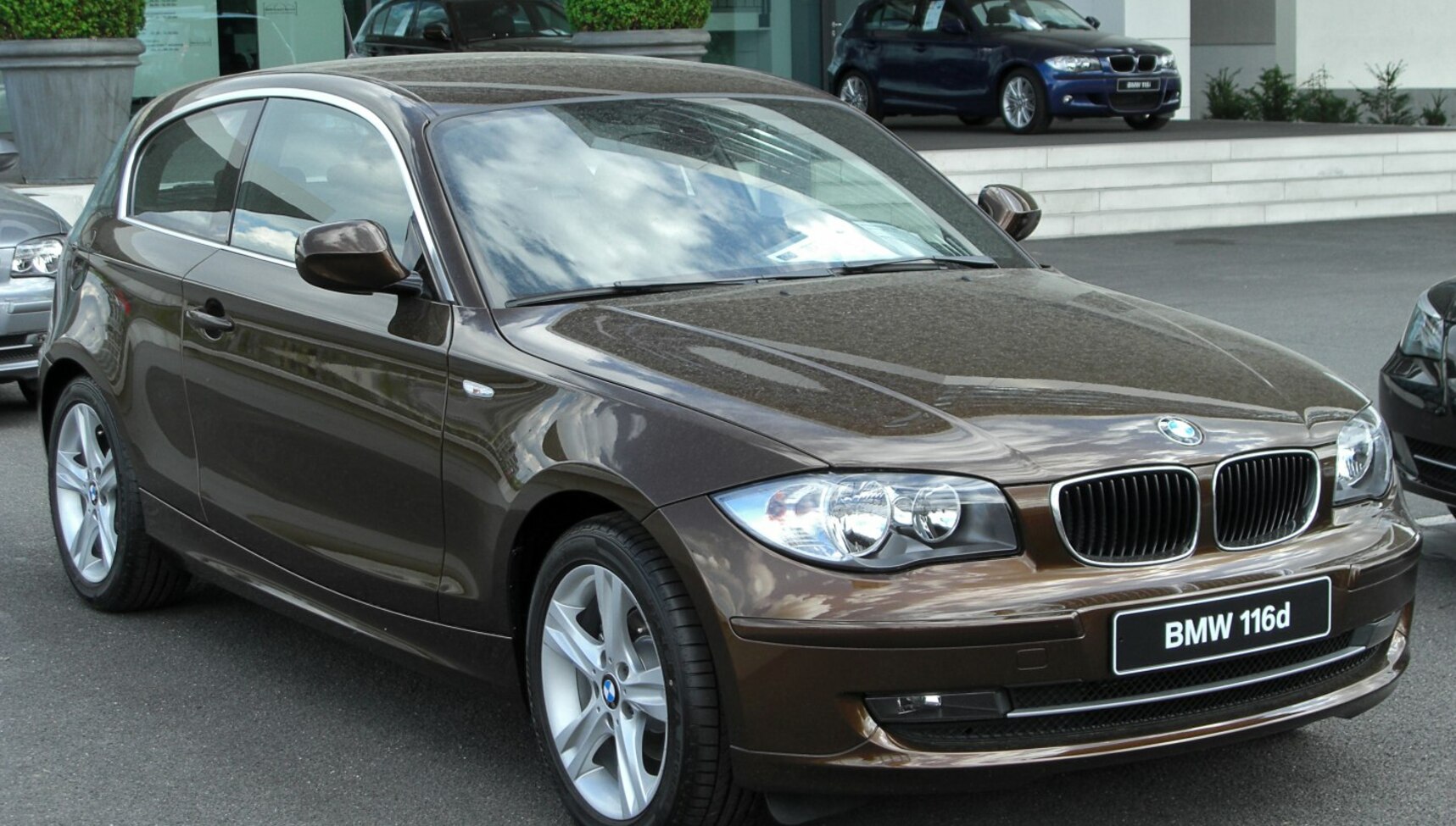 BMW 1 Series Hatchback 3dr (E81) 130i (258 Hp) 2009, 2010, 2011 