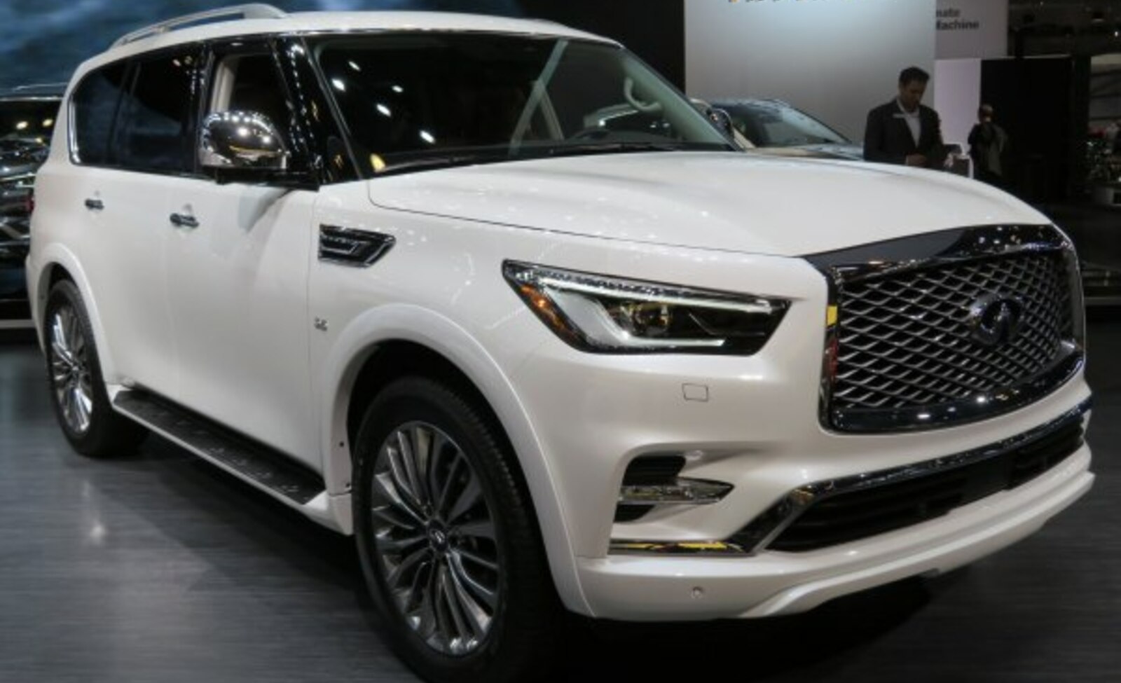 Infiniti QX80 (facelift 2017) 5.6 V8 (400 Hp) Automatic 2017, 2018, 2019, 2020, 2021 