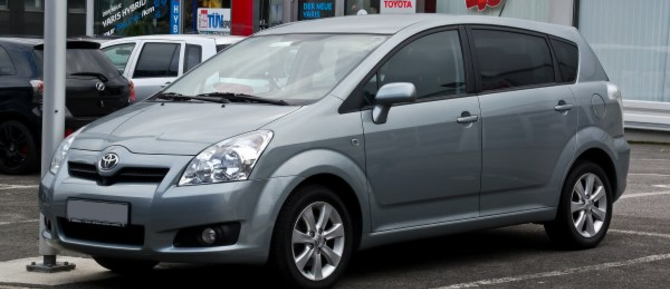 Toyota Corolla Verso III (facelift 2007) 1.8 16V (147 Hp) Automatic 2007, 2008, 2009 