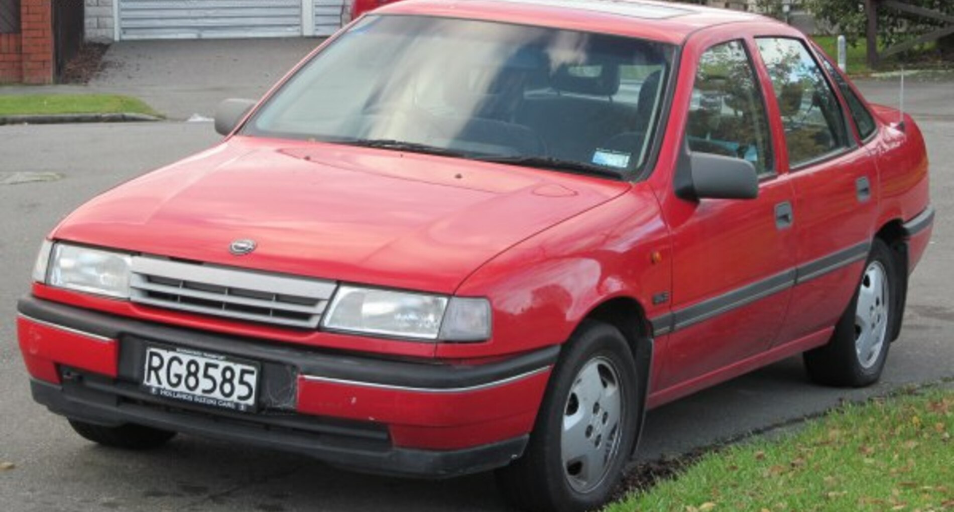 Opel Vectra A 1.8 S (90 Hp) 1988, 1989, 1990, 1991, 1992 