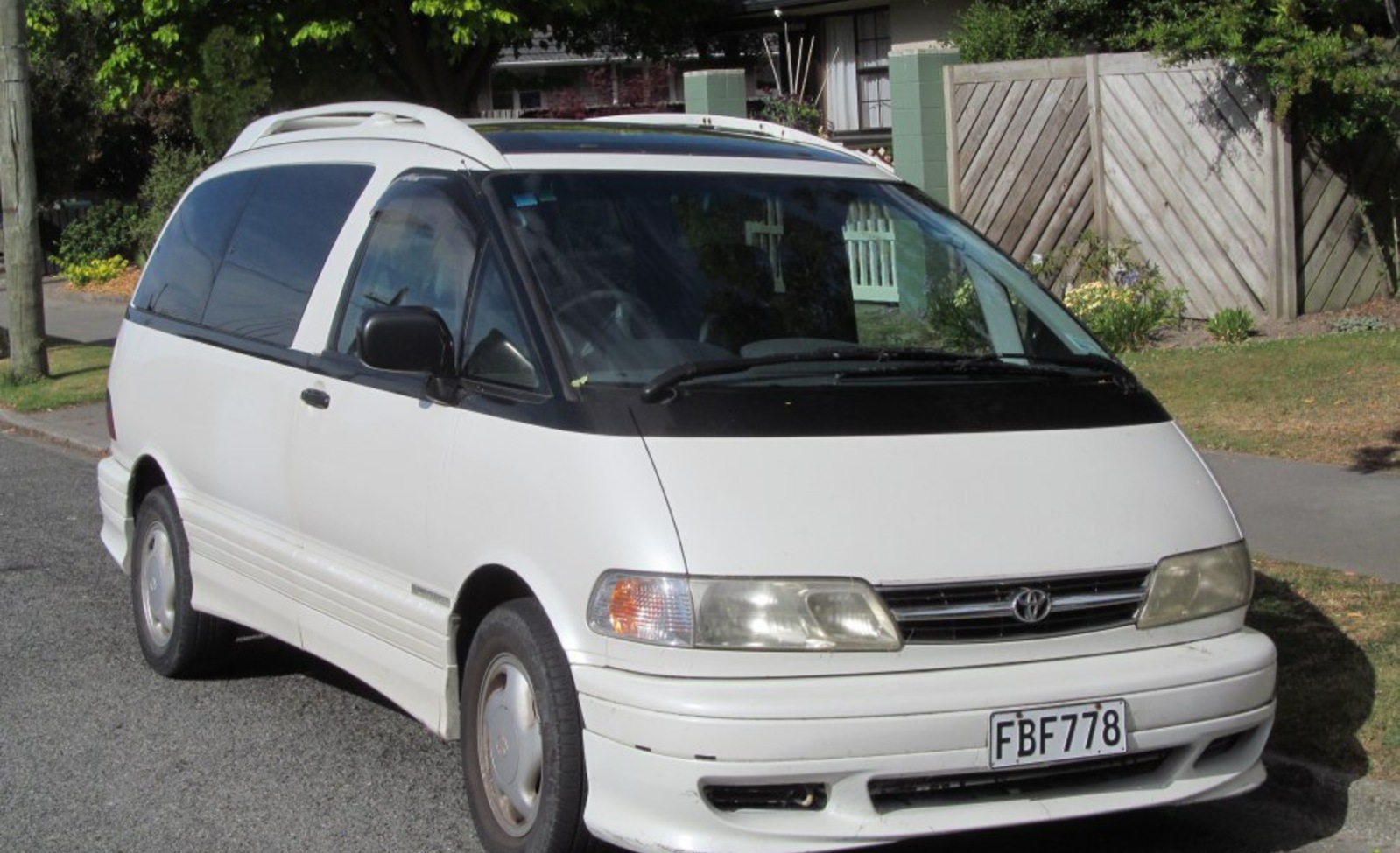 Toyota Estima I 2.4 i (132 Hp) 1990, 1991, 1992, 1993, 1994, 1995, 1996, 1997, 1998, 1999 
