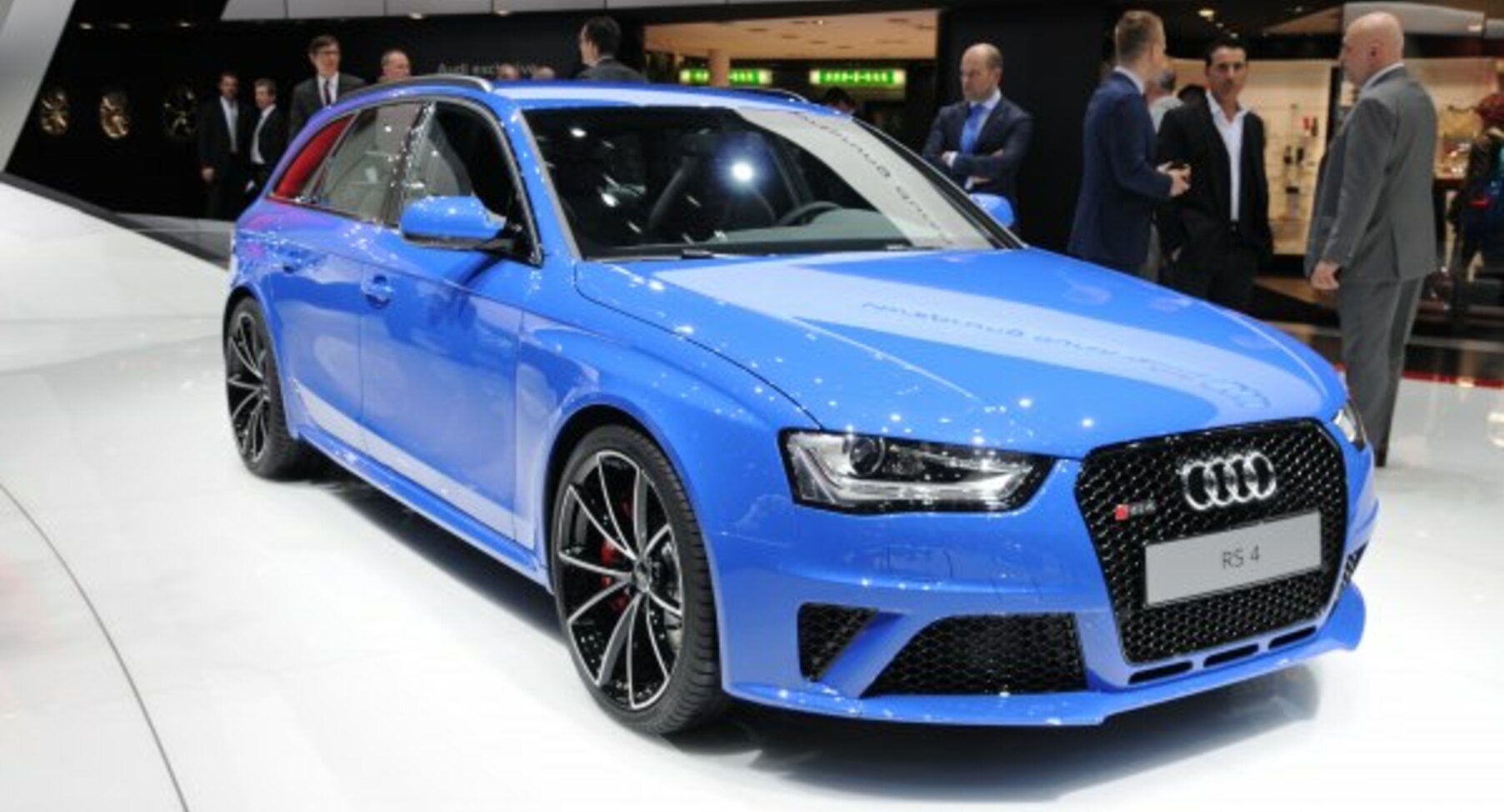 Audi RS 4 Avant (B8) (facelift 2011) 4.2 FSI V8 (450 Hp) quattro S tronic 2011, 2012, 2013, 2014, 2015 