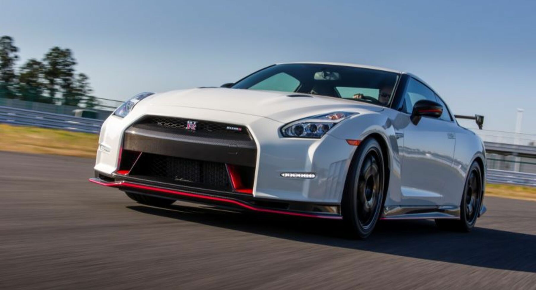 Nissan GT-R Nismo 3.8 V6 (600 Hp) 4WD Automatic 2014, 2015, 2016 